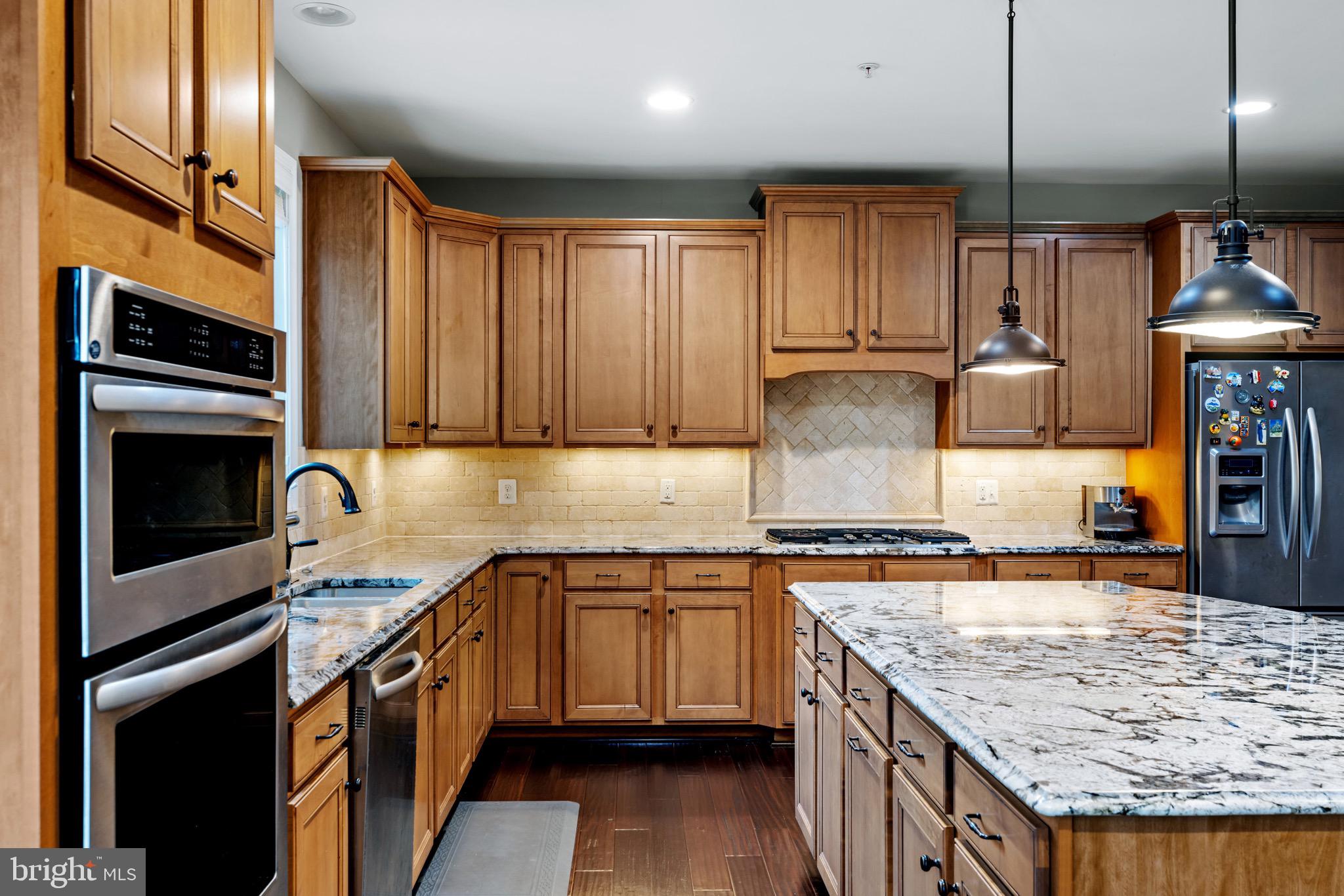 HALLMAN GROVE - Residential Lease