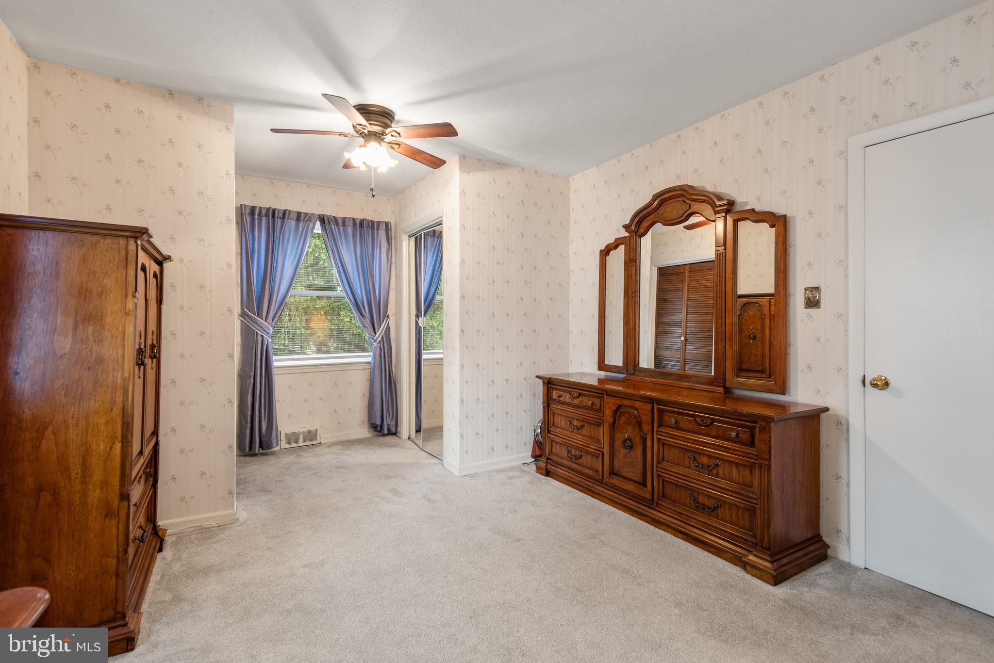 DEEPDALE - Residential
