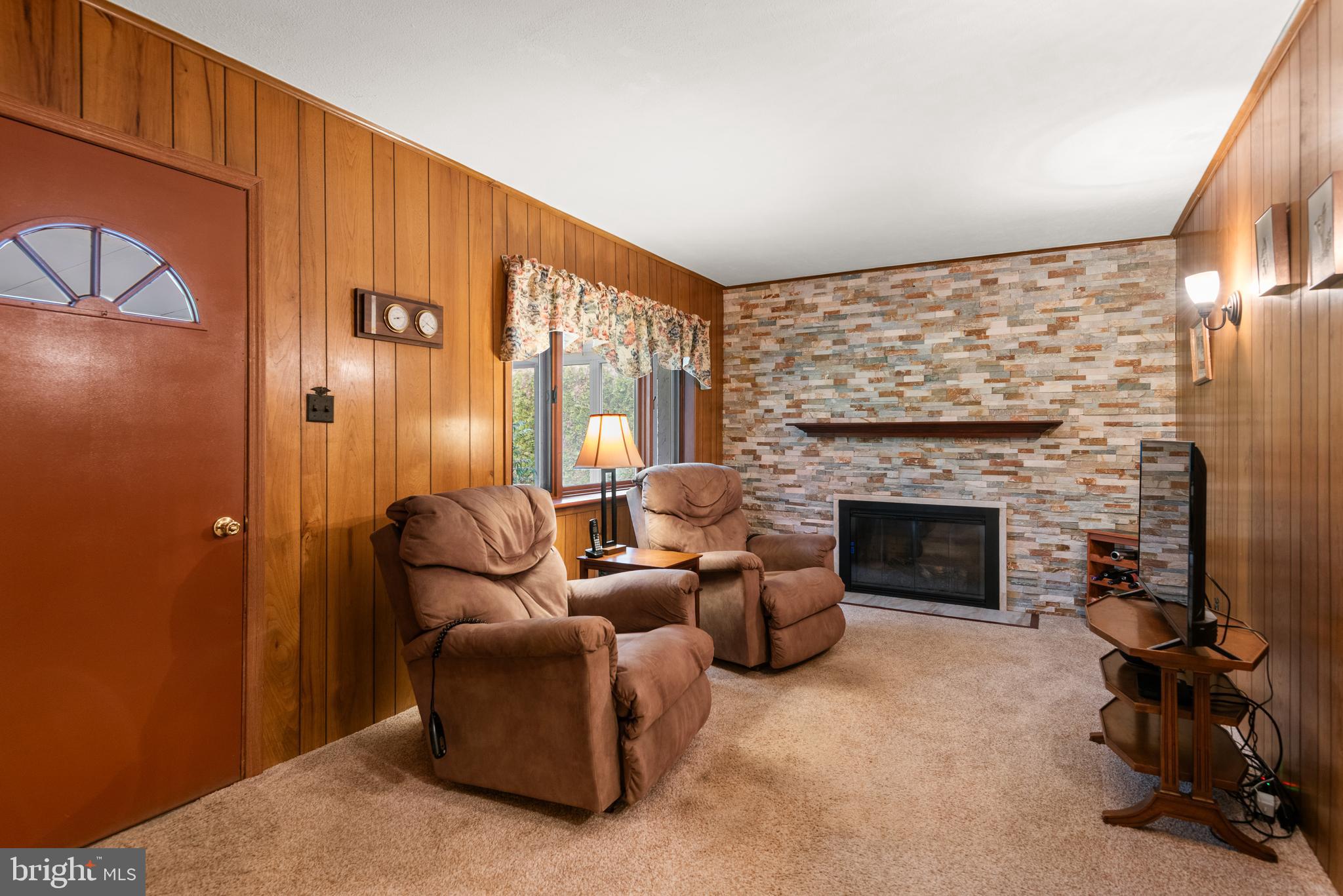 DEEPDALE - Residential