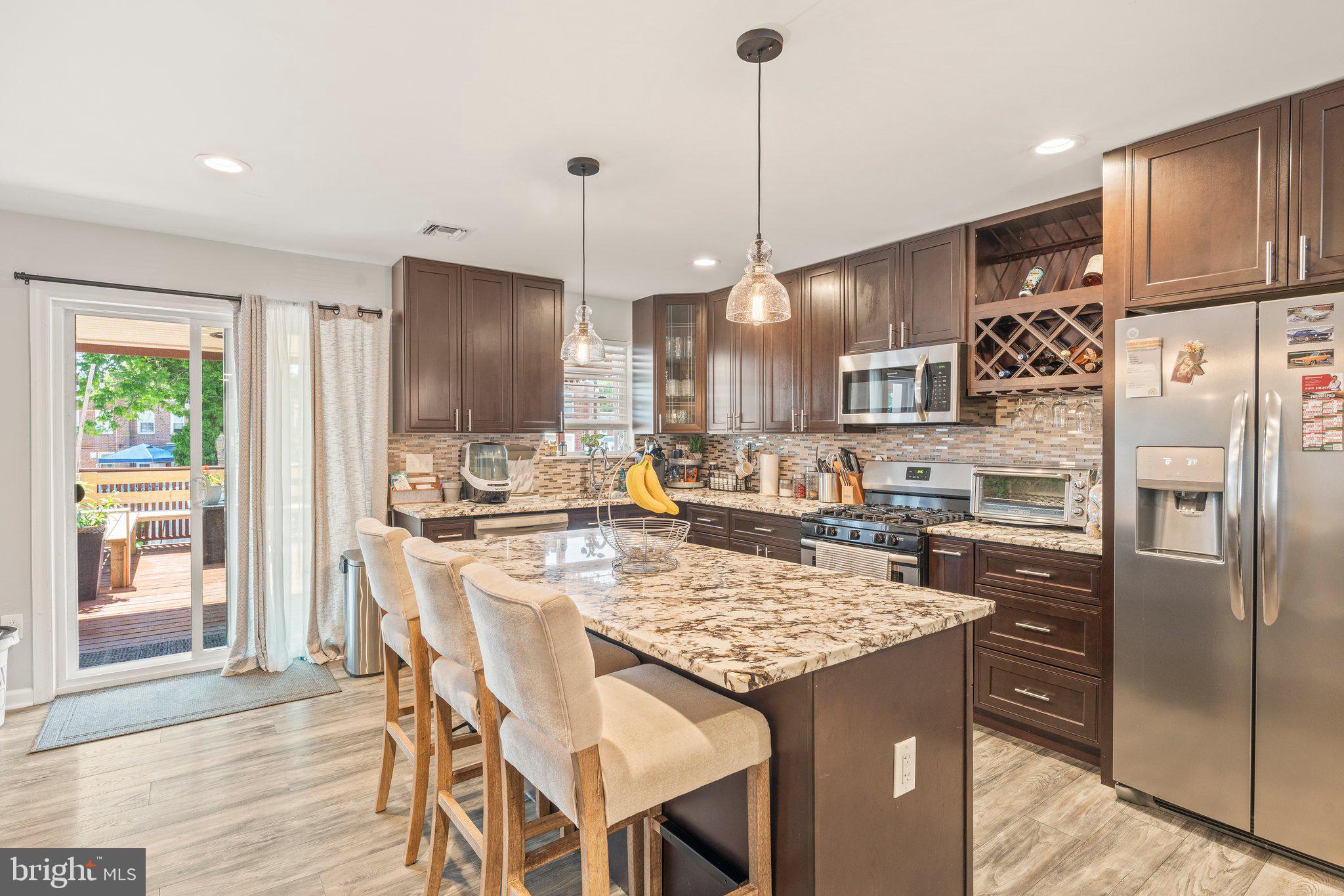 CRISPIN GARDENS - Residential