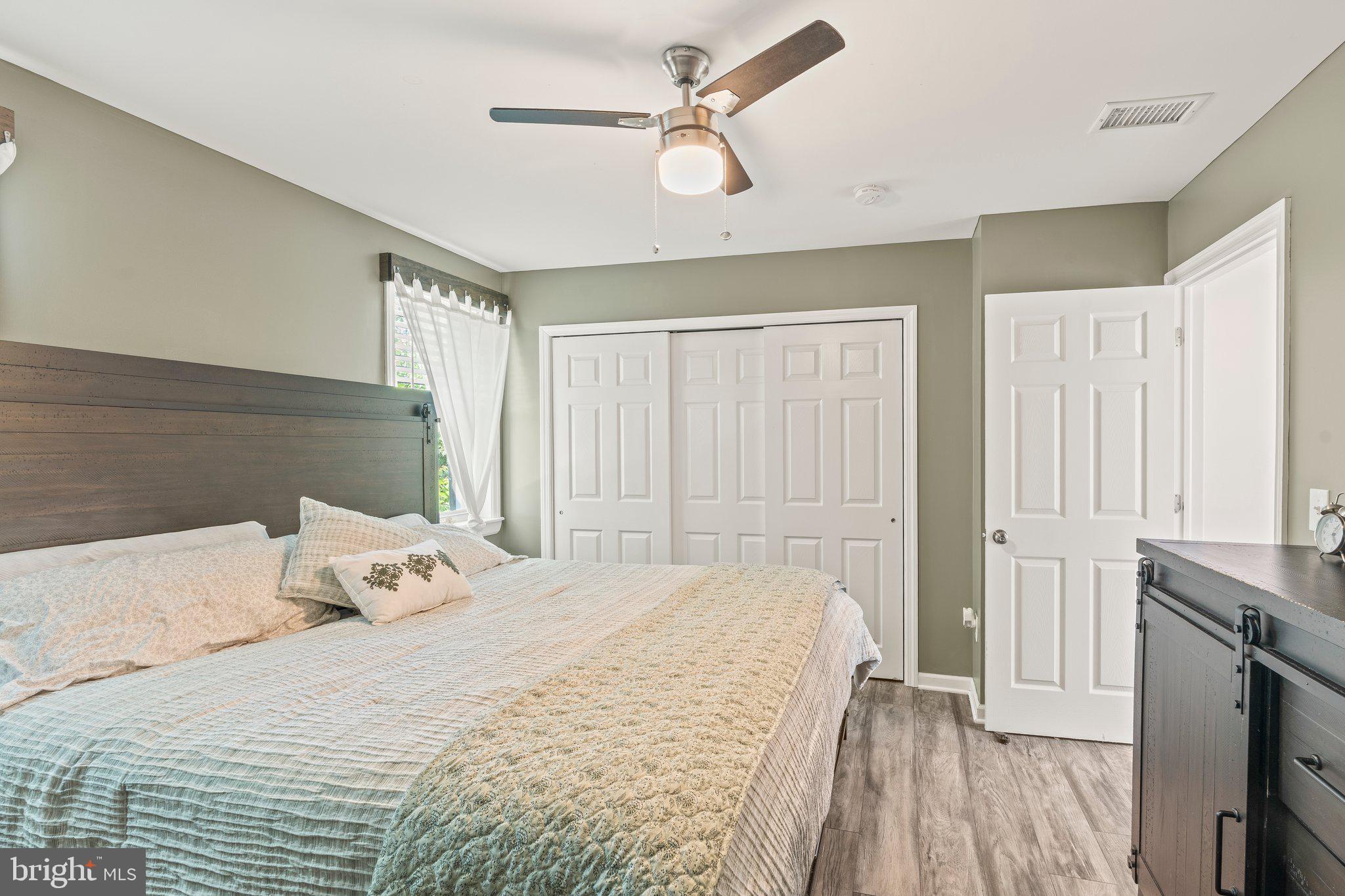 CRISPIN GARDENS - Residential