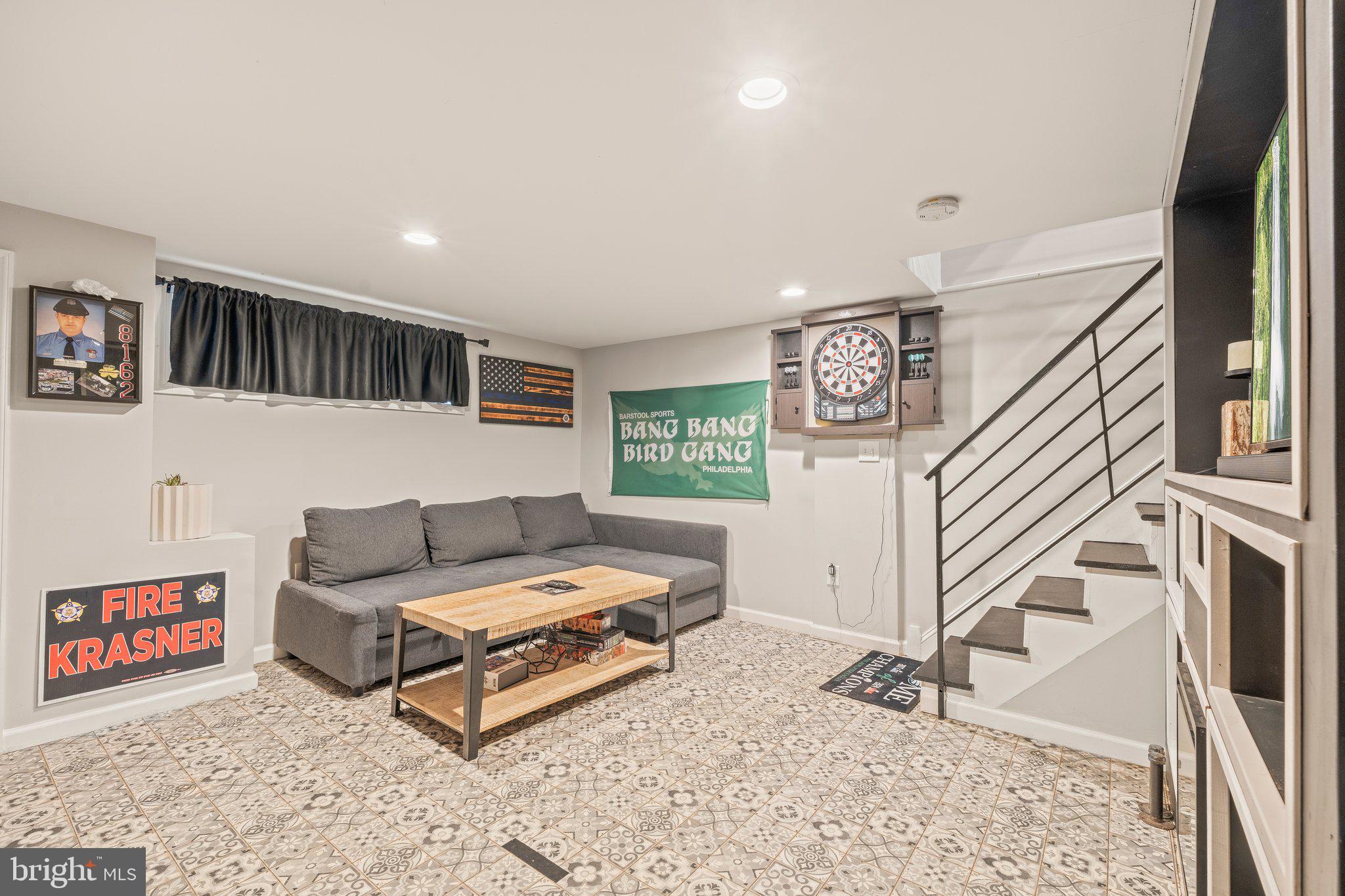 CRISPIN GARDENS - Residential