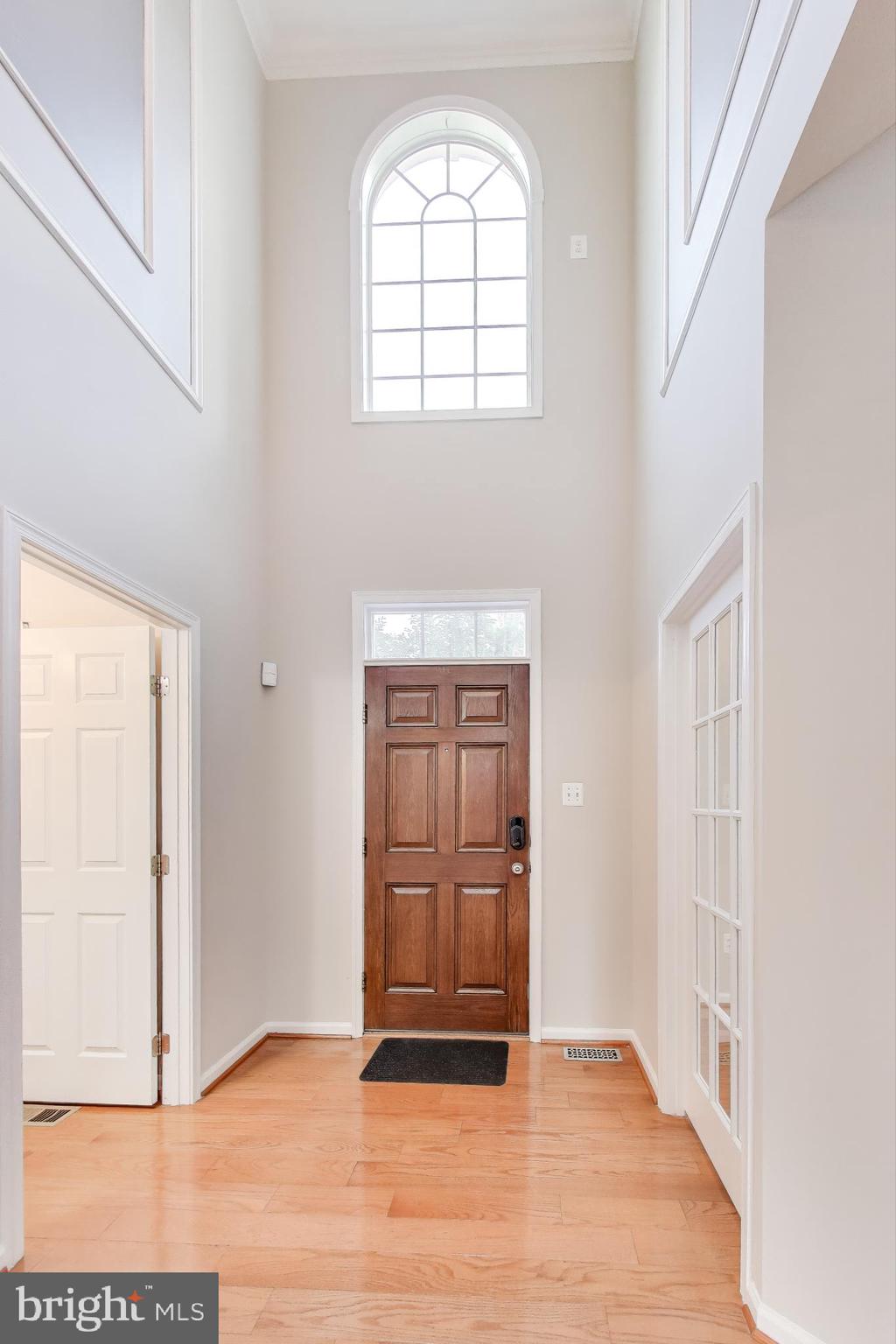 2403 LAKE FOREST DRIVE