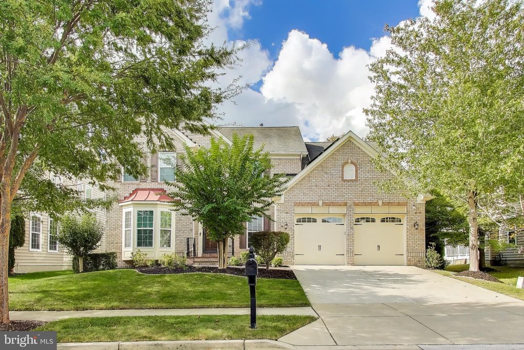 Photo of 2403 Lake Forest Drive, UPPER MARLBORO, MD 20774 (MLS # MDPG2178810)
