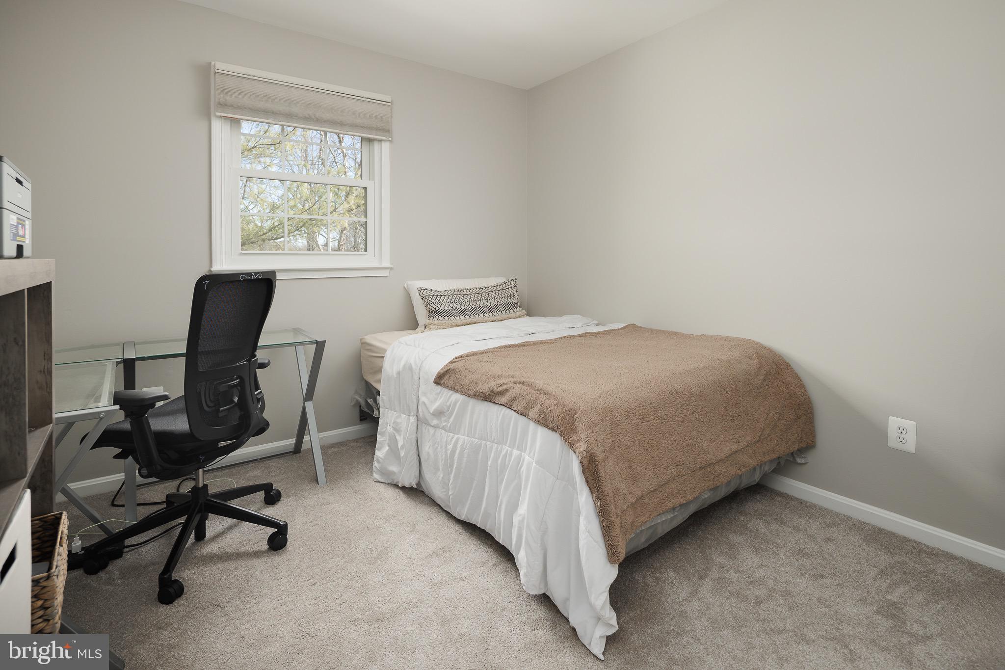 TOWNES OF ORANGE HUNT - Residential