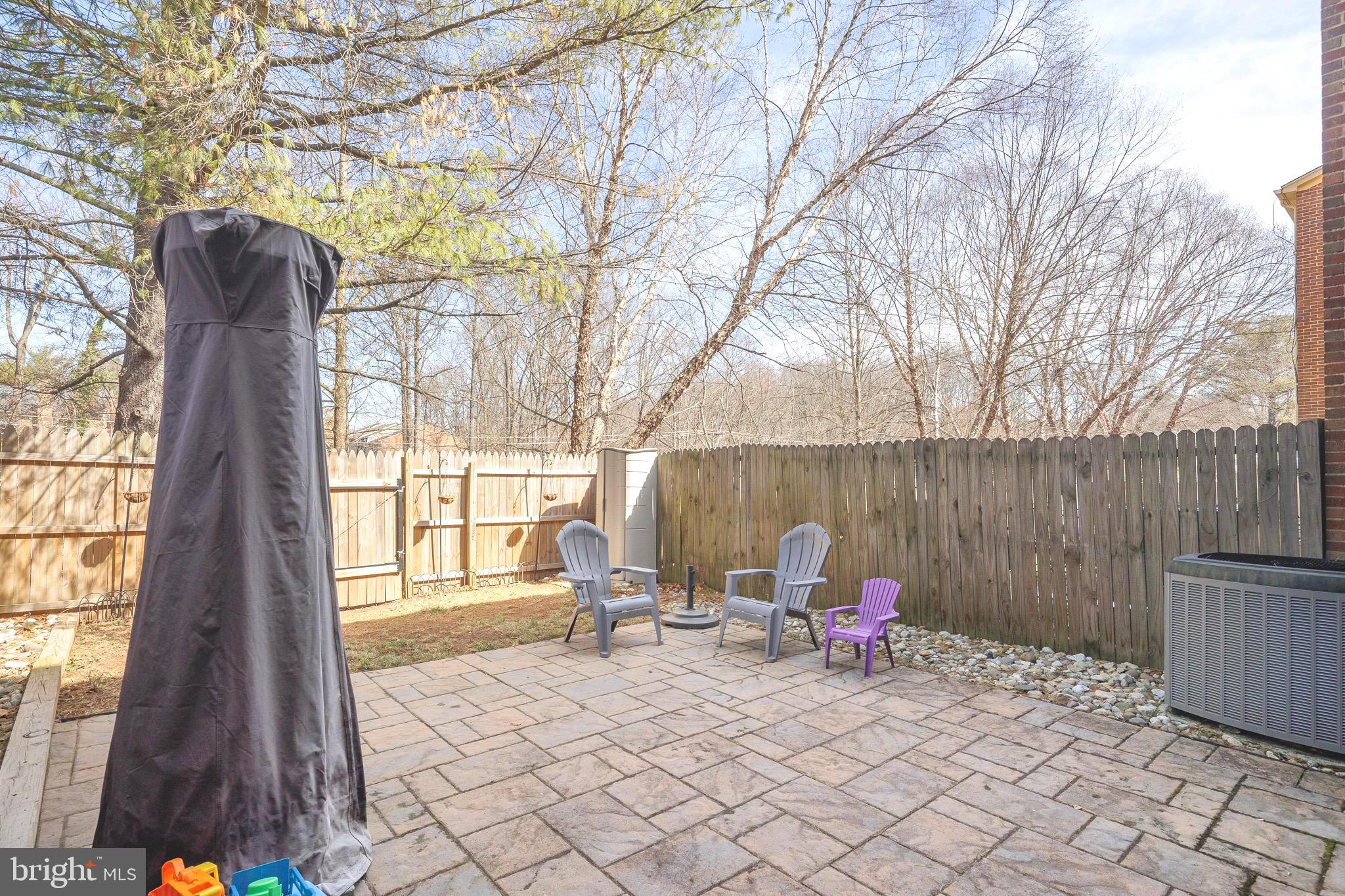 TOWNES OF ORANGE HUNT - Residential