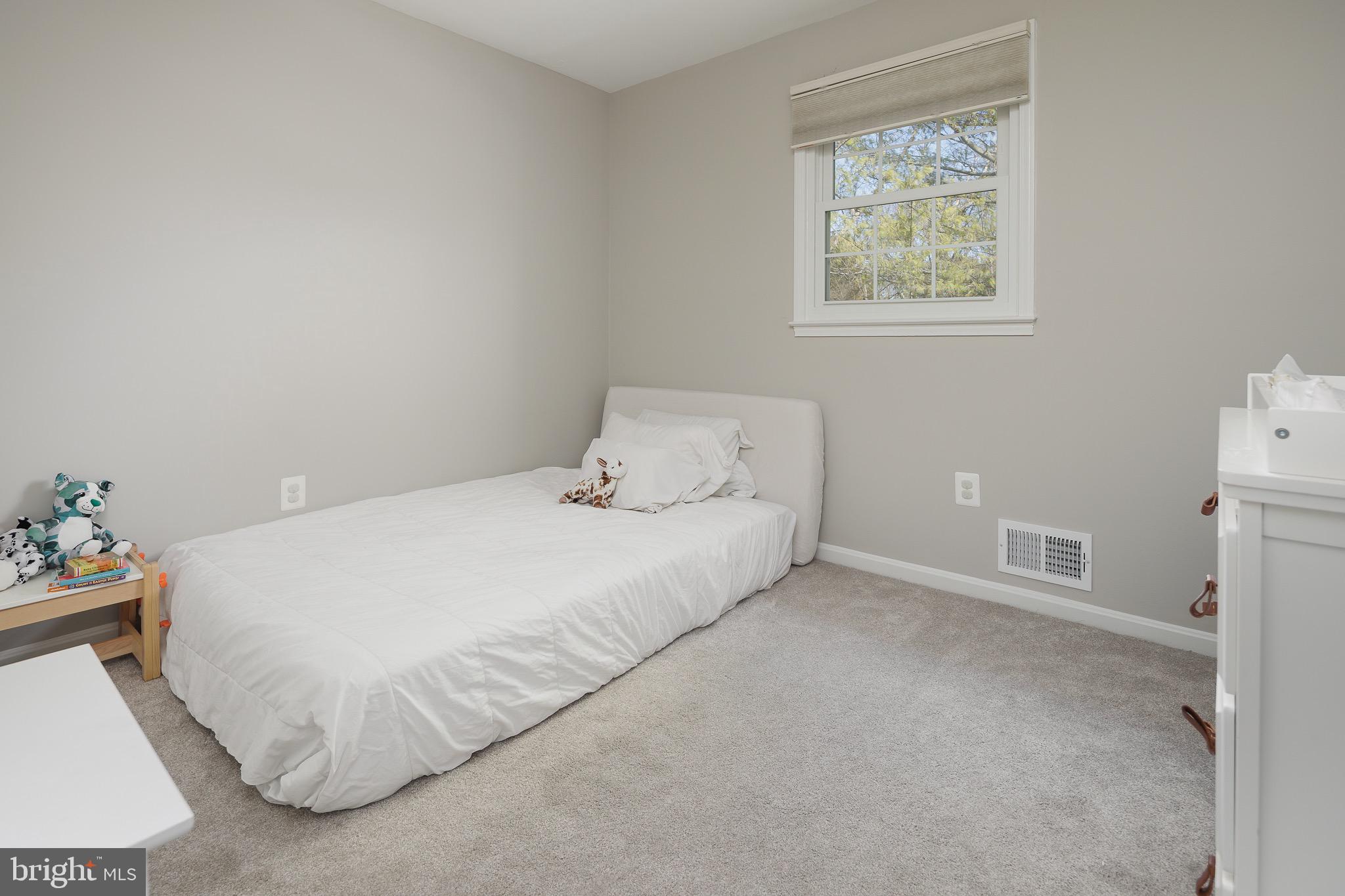 TOWNES OF ORANGE HUNT - Residential