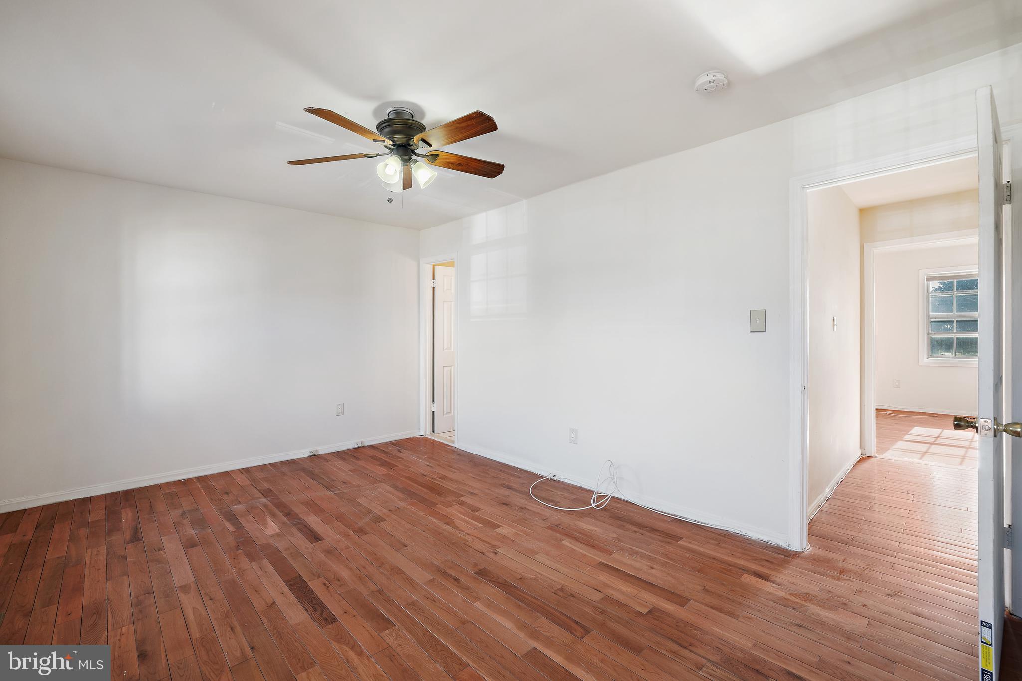 COLONY SQUARE - Residential