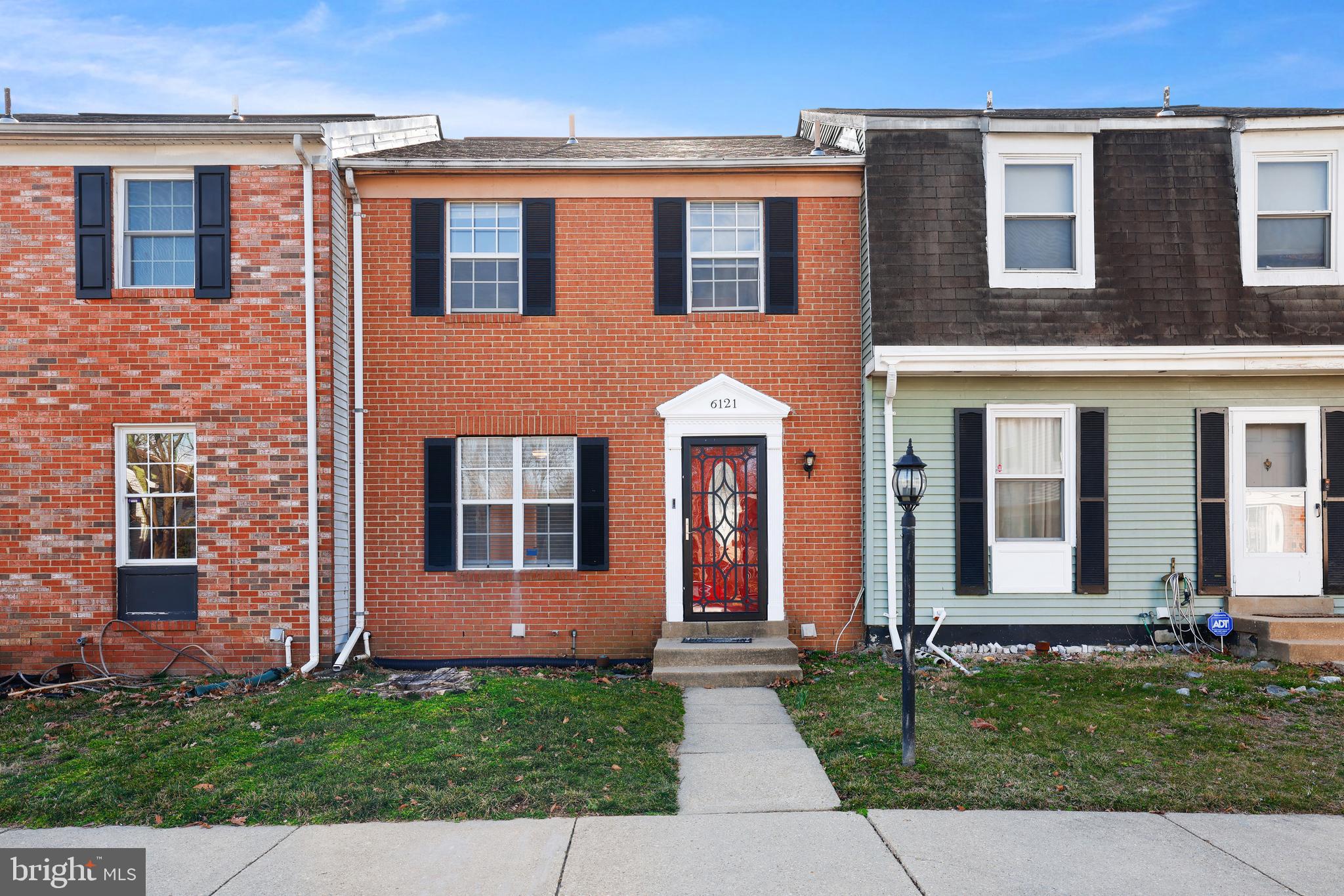 COLONY SQUARE - Residential