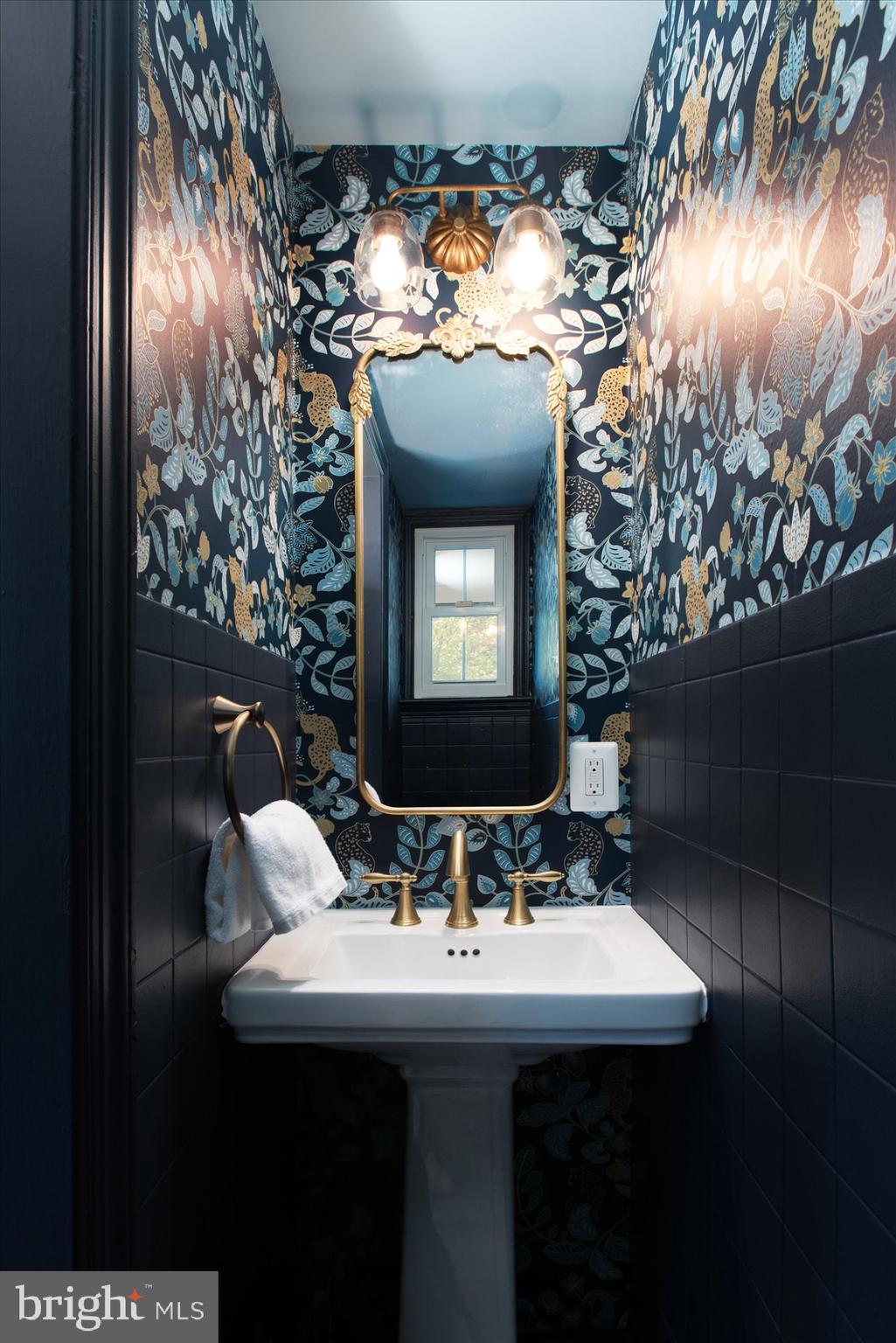 CHEVY CHASE MANOR - Residential