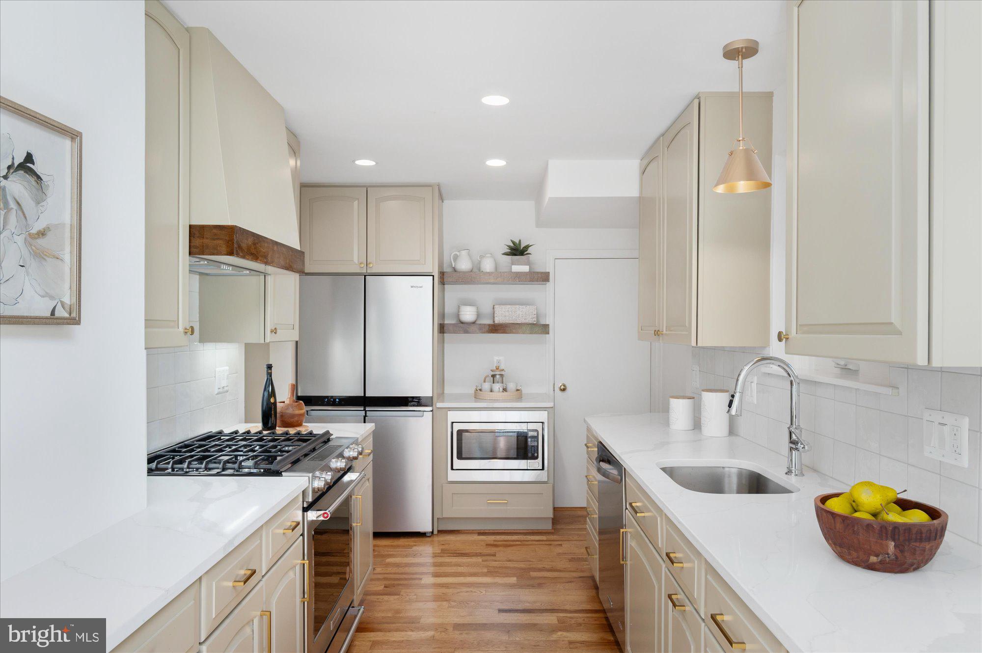 CHEVY CHASE MANOR - Residential