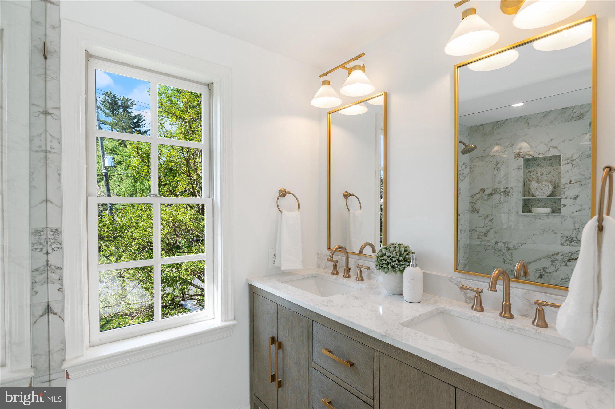 CHEVY CHASE MANOR - Residential