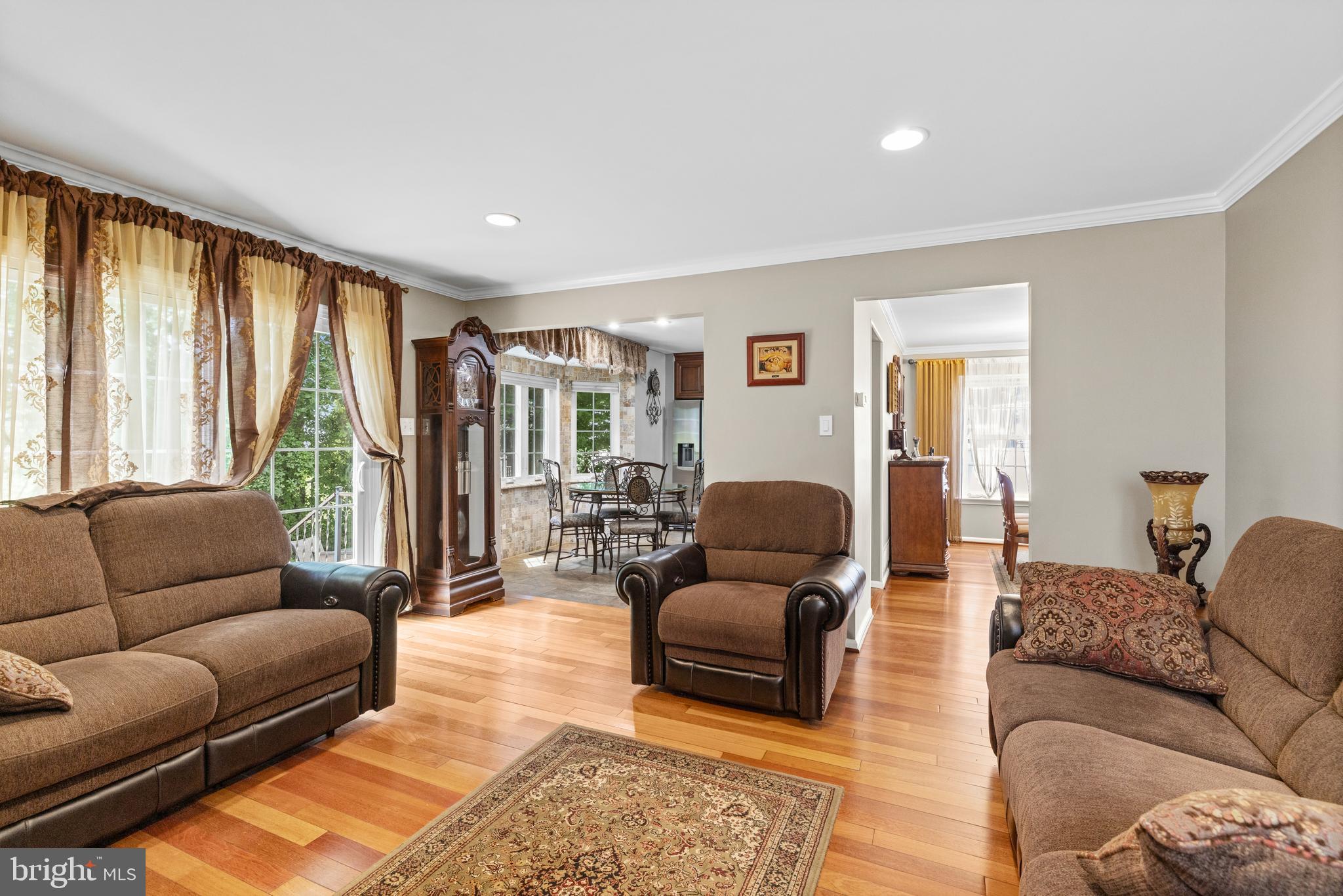 SOMERTON - Residential