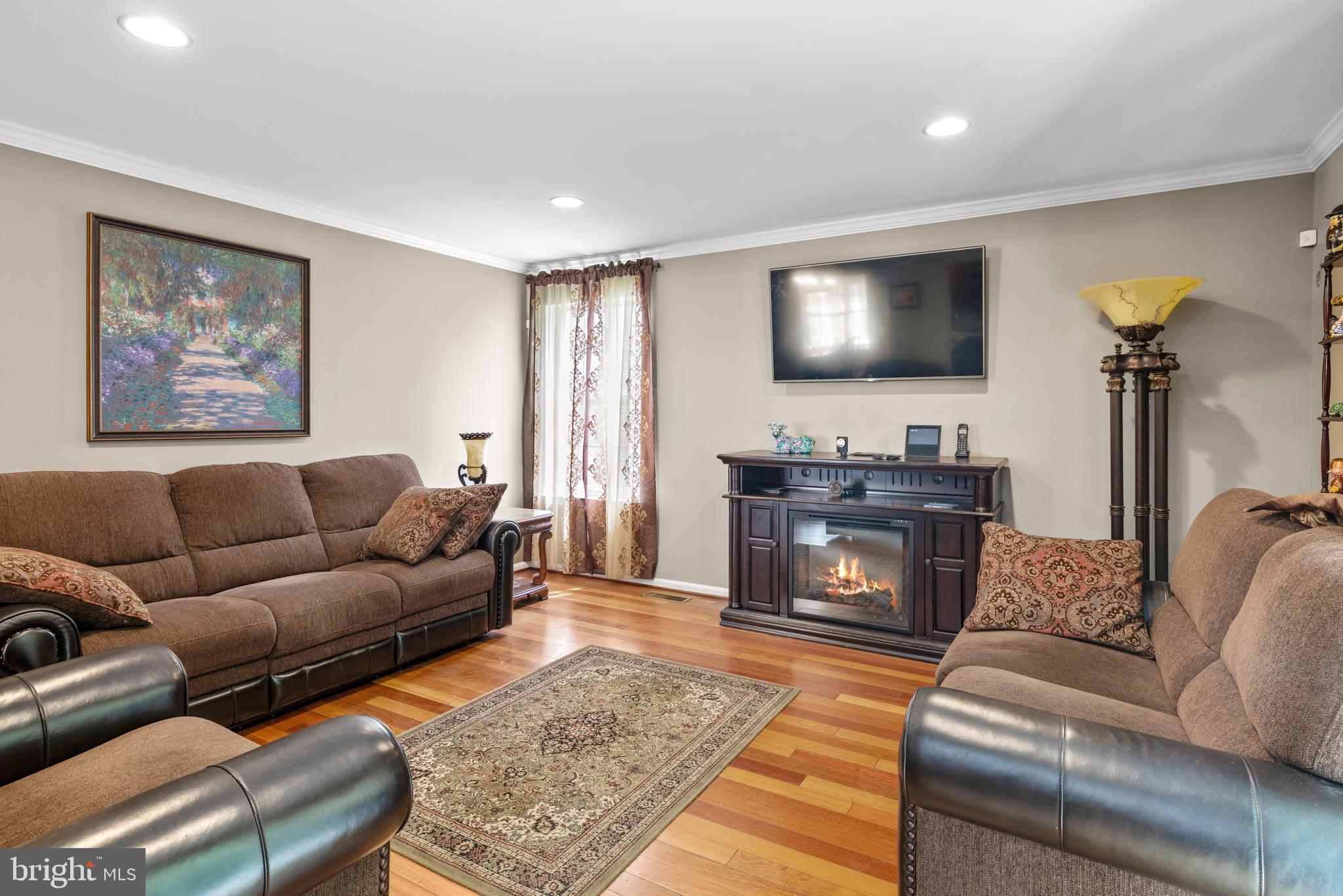 SOMERTON - Residential