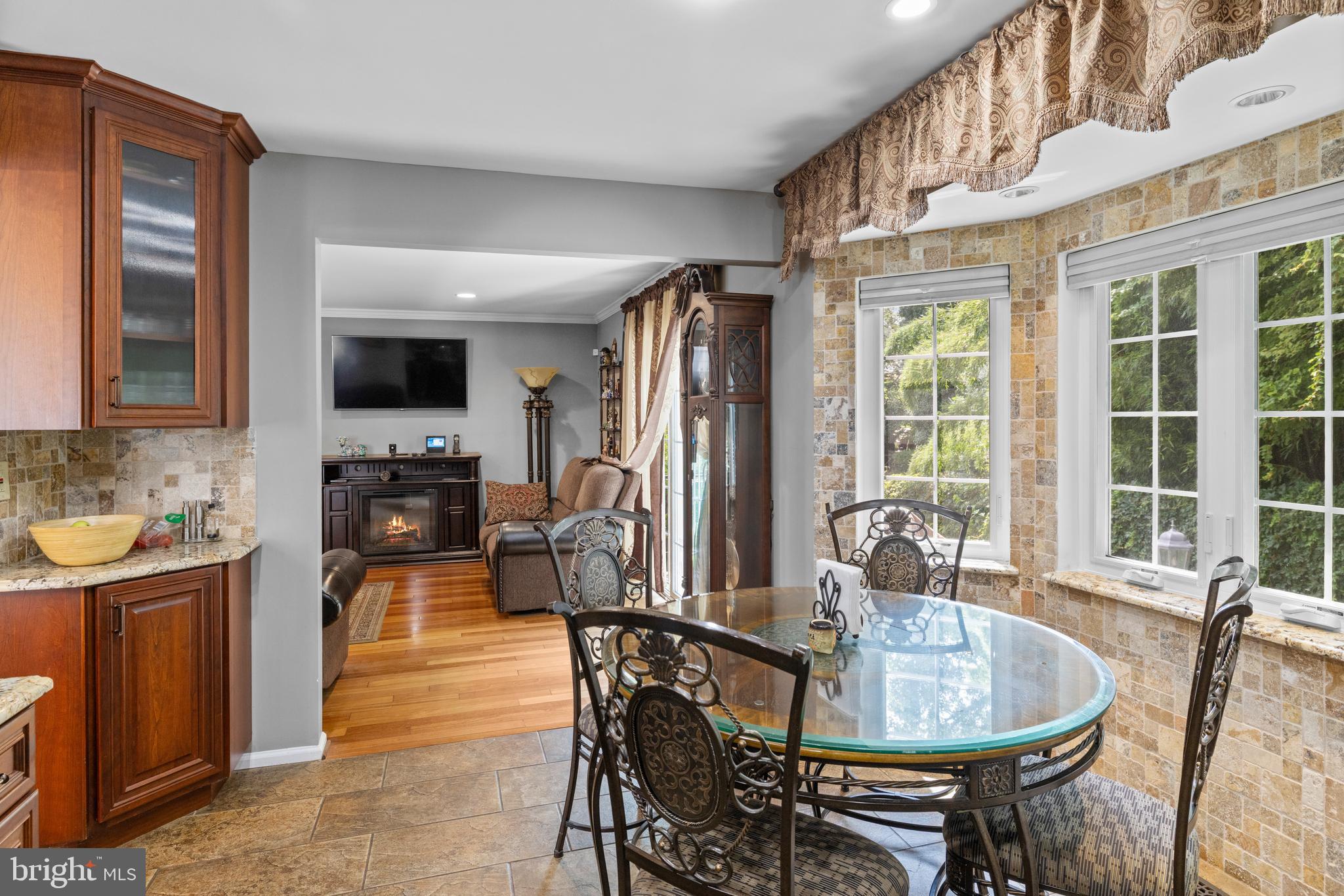 SOMERTON - Residential