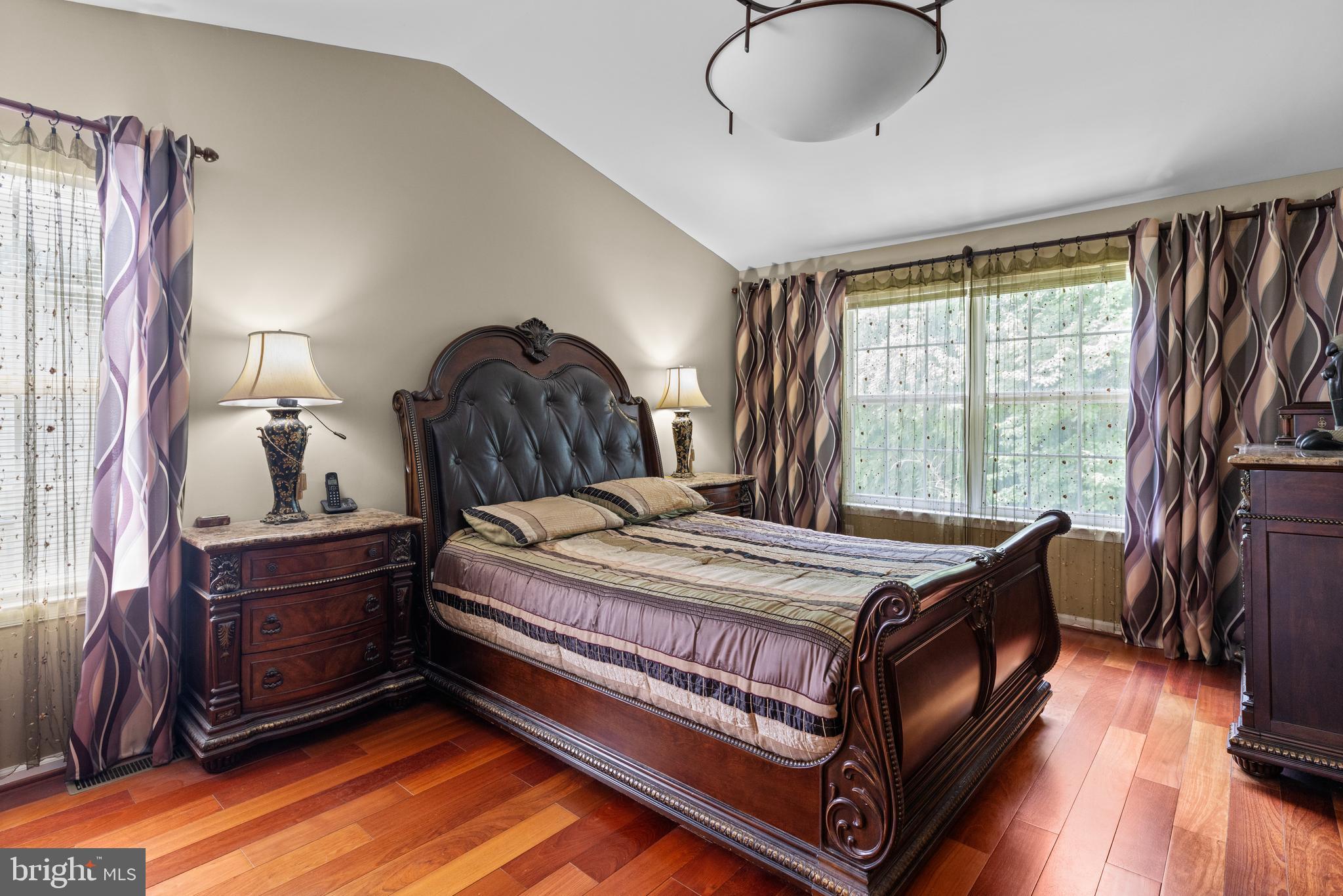 SOMERTON - Residential