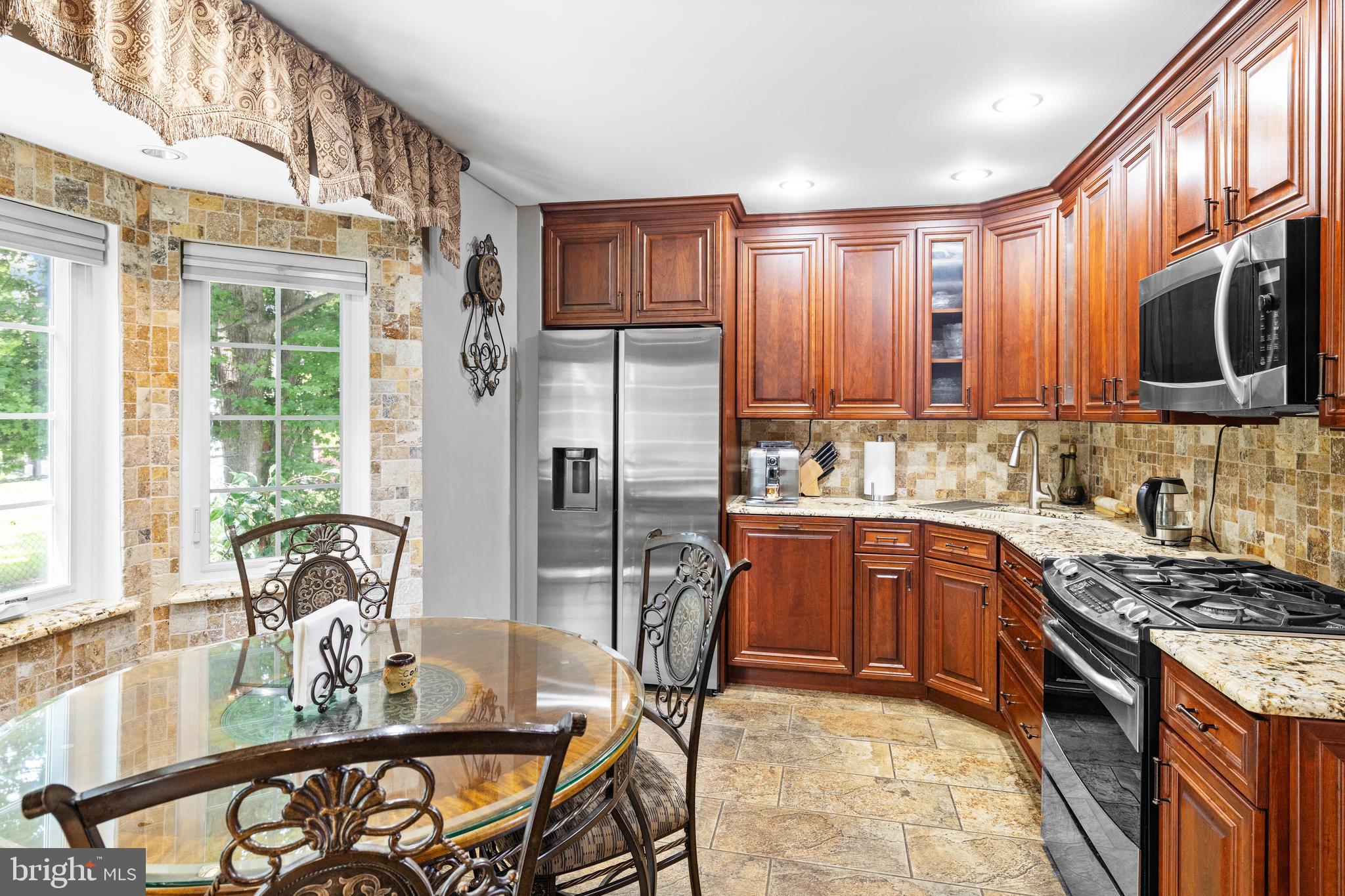 SOMERTON - Residential