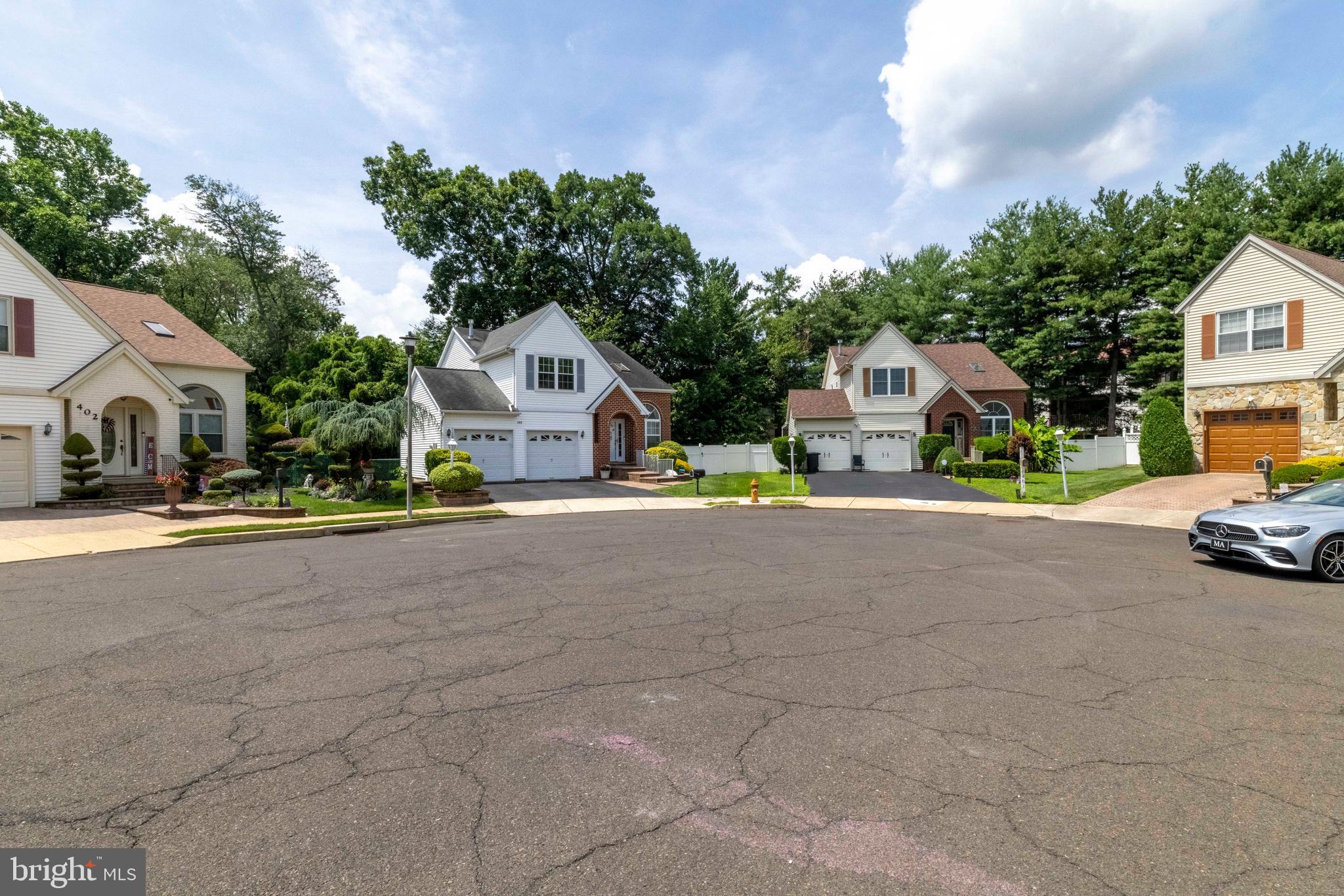 SOMERTON - Residential