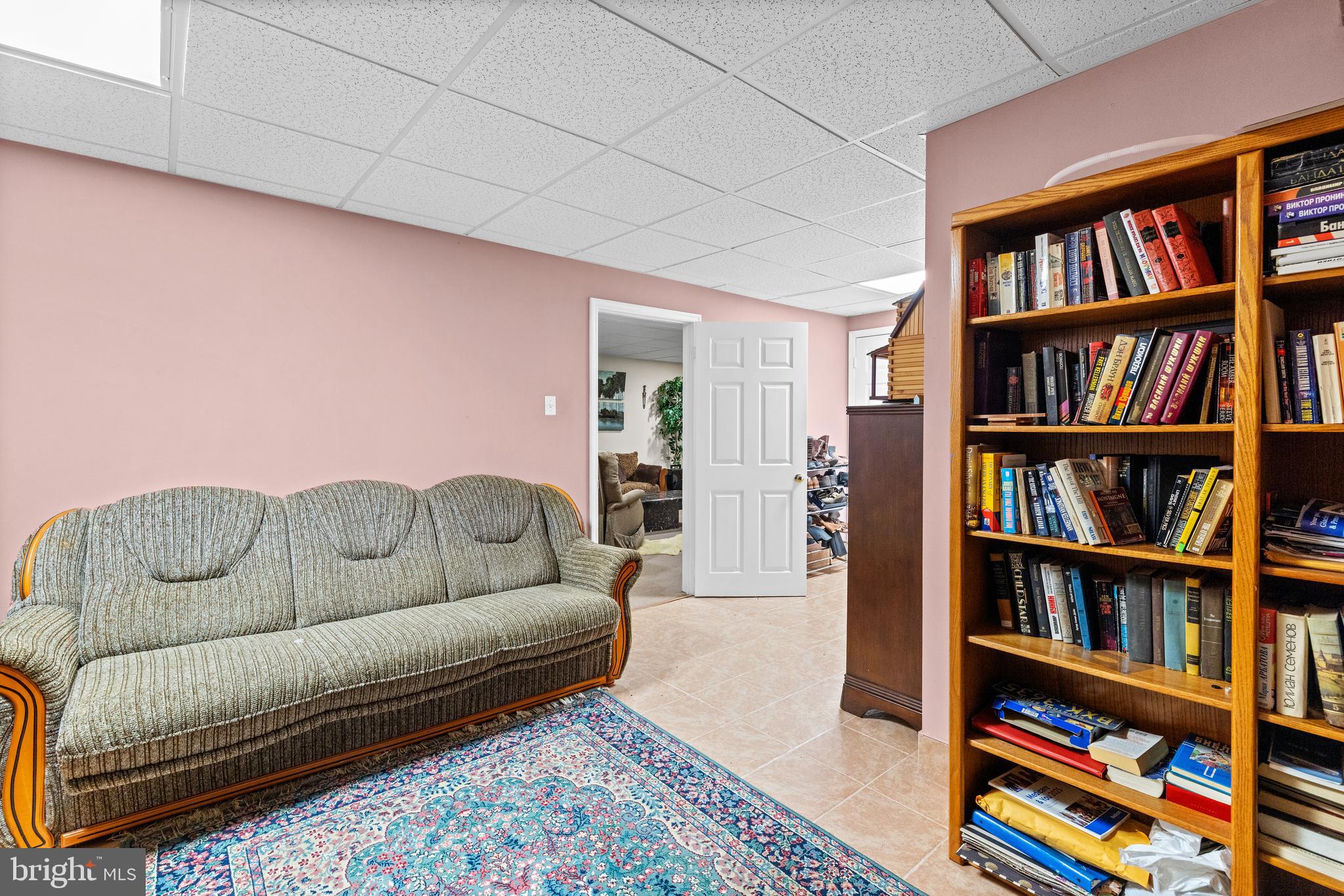 SOMERTON - Residential