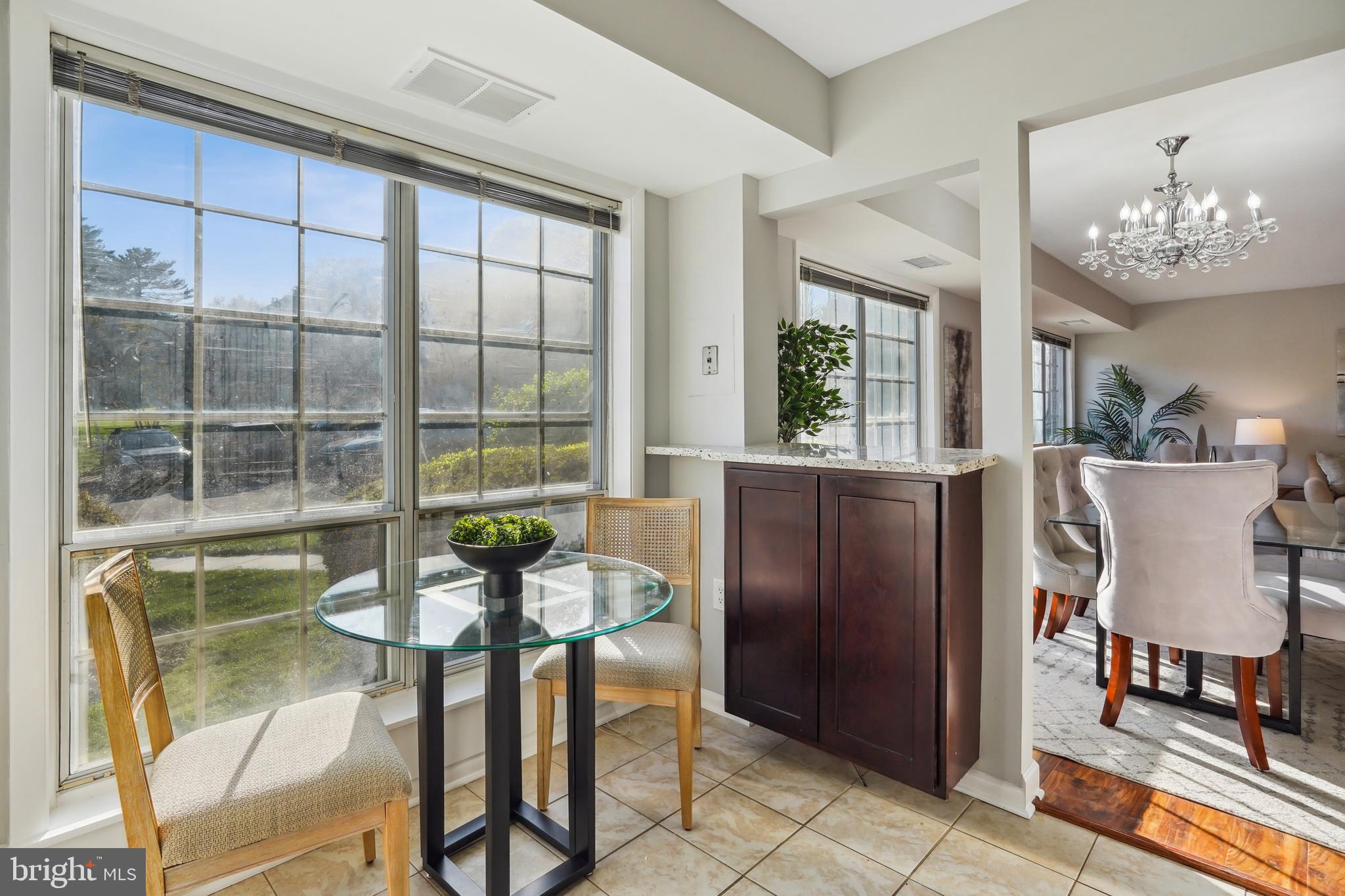 MC LEAN CHASE - Residential