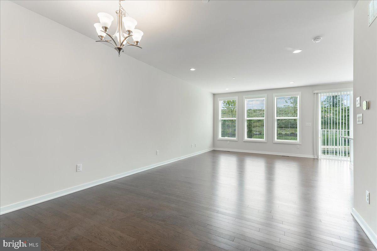 FRANKLIN STATION - Residential Lease