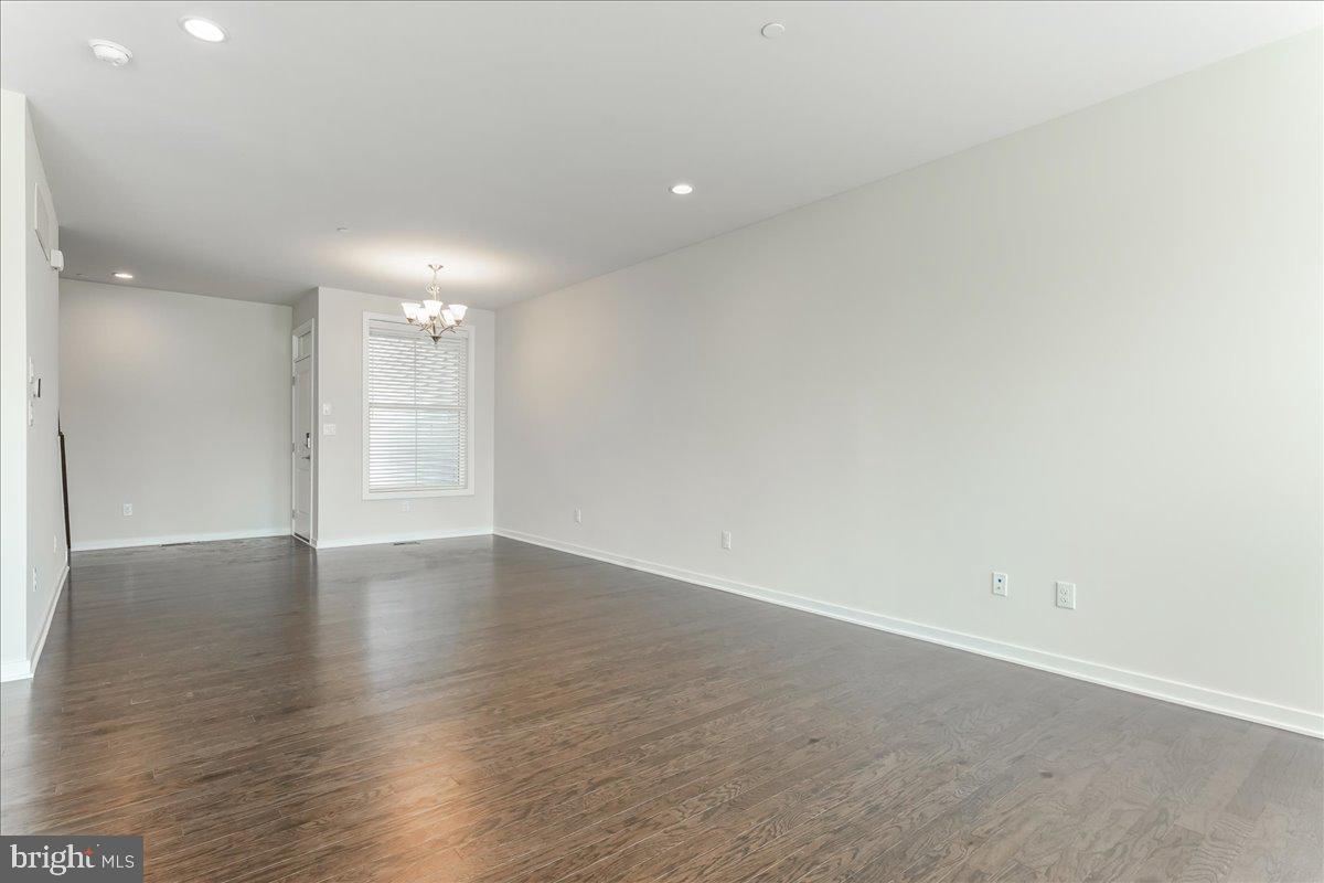 FRANKLIN STATION - Residential Lease