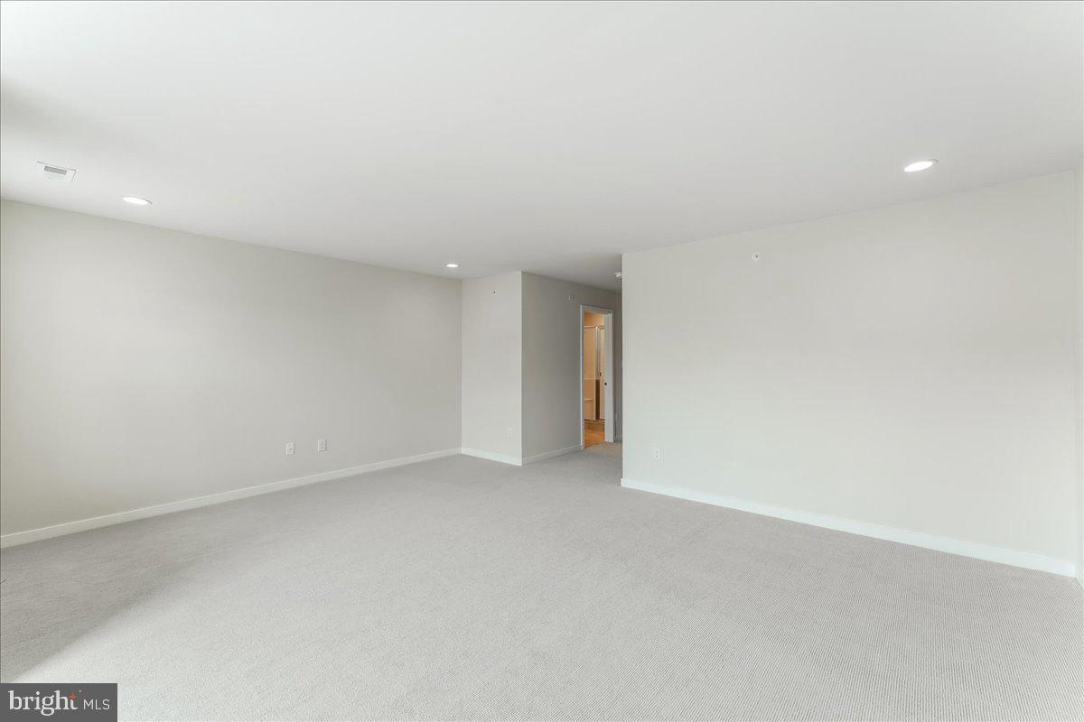 FRANKLIN STATION - Residential Lease