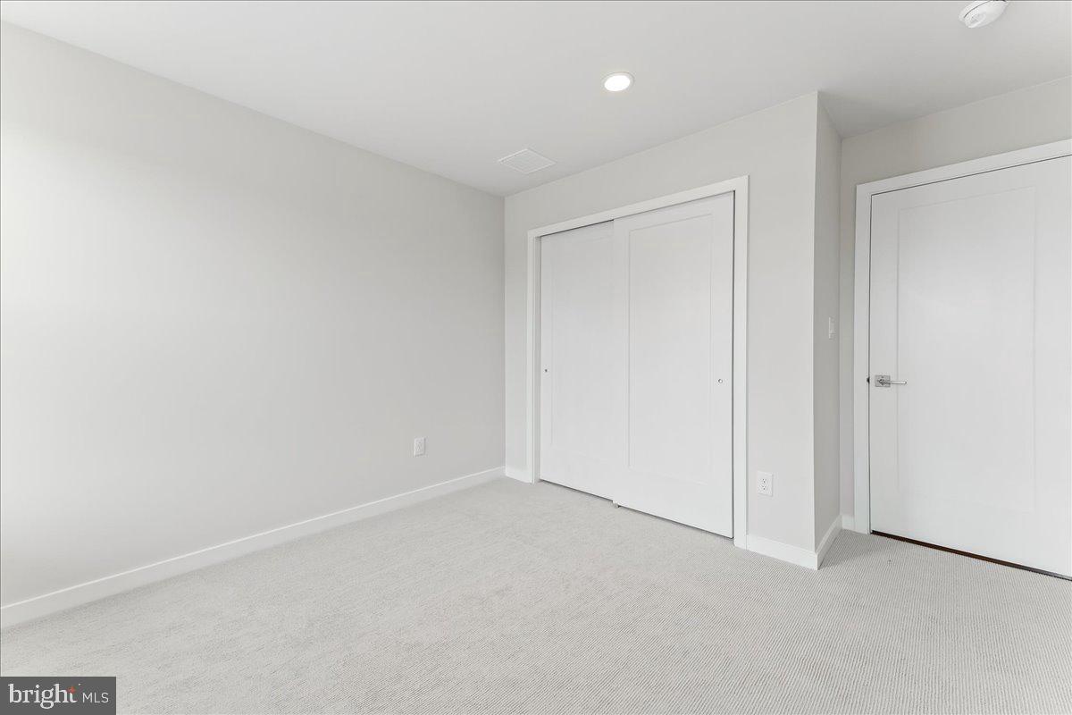 FRANKLIN STATION - Residential Lease