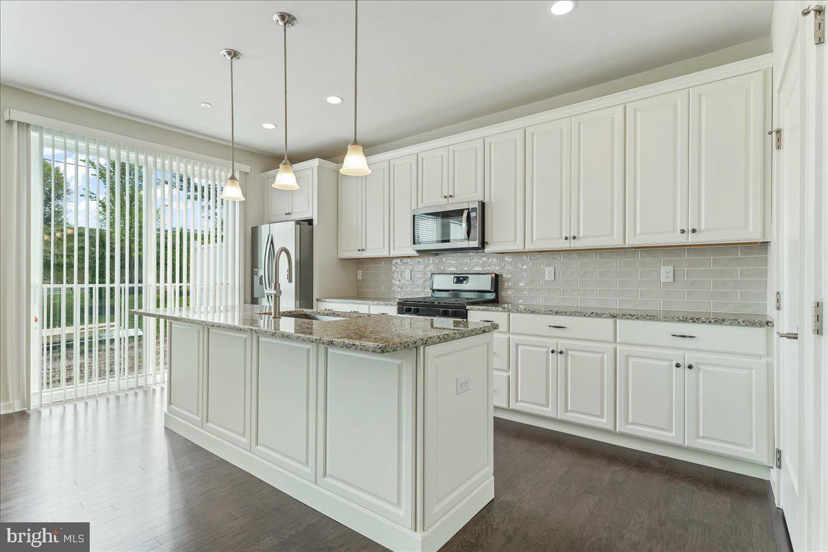 FRANKLIN STATION - Residential Lease