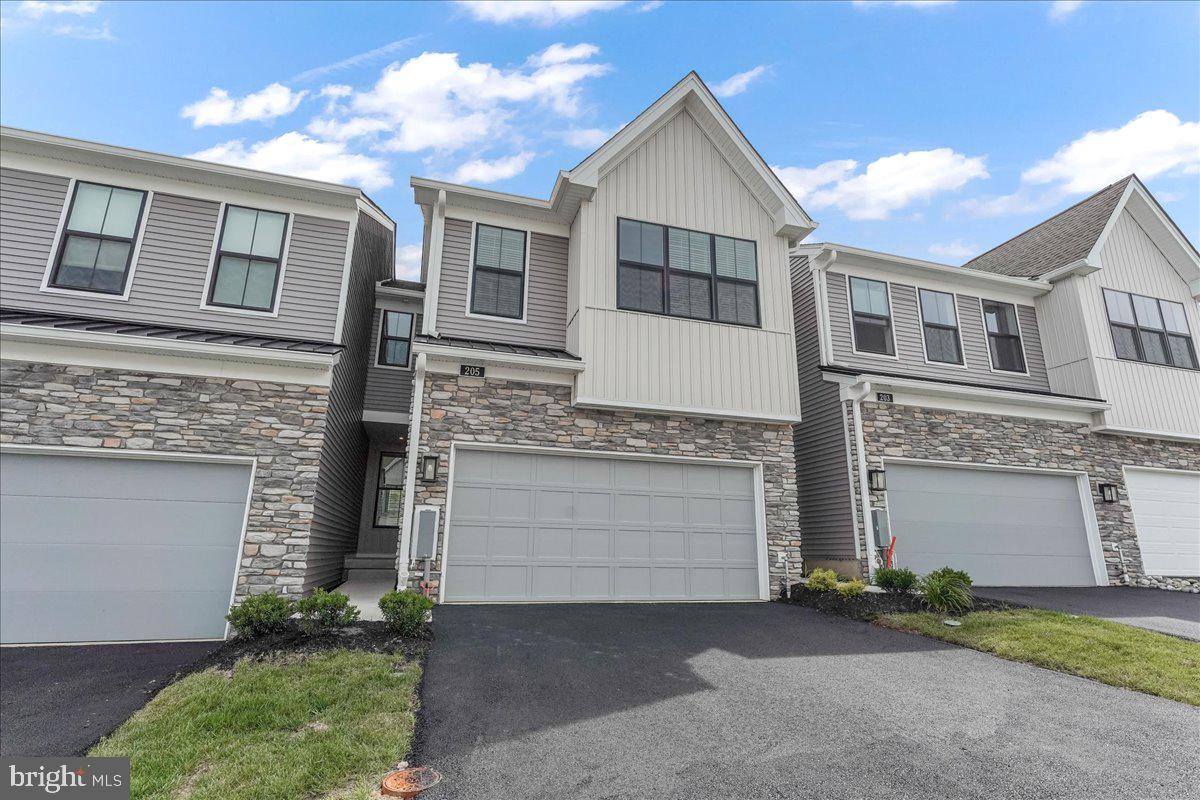 FRANKLIN STATION - Residential Lease