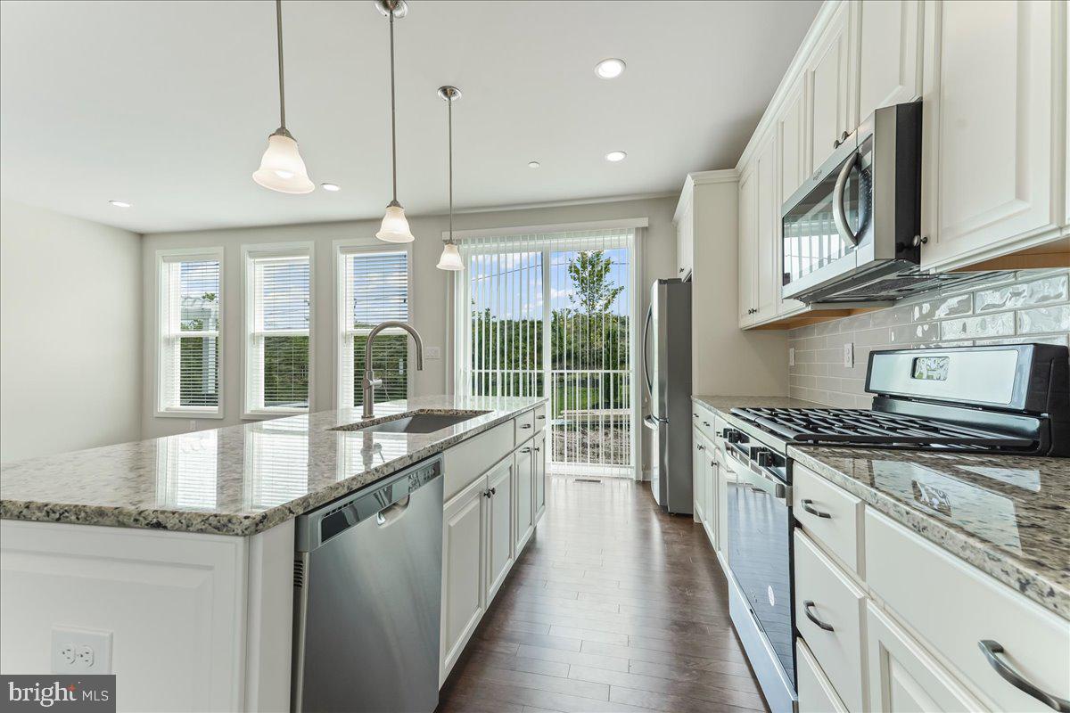 FRANKLIN STATION - Residential Lease