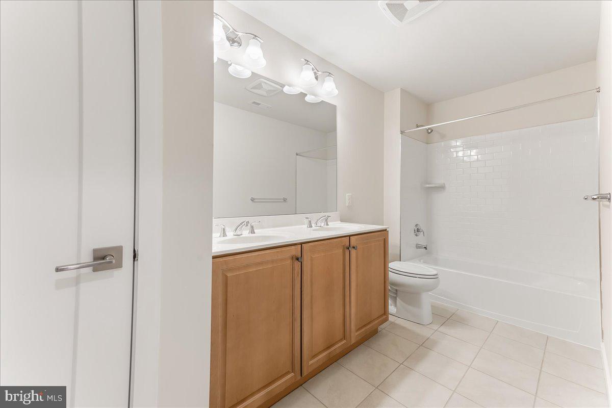 FRANKLIN STATION - Residential Lease