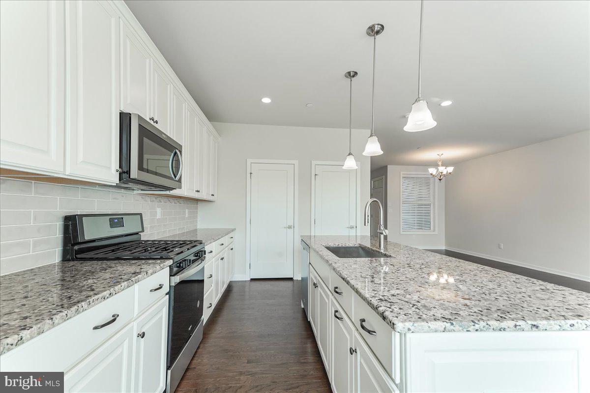 FRANKLIN STATION - Residential Lease