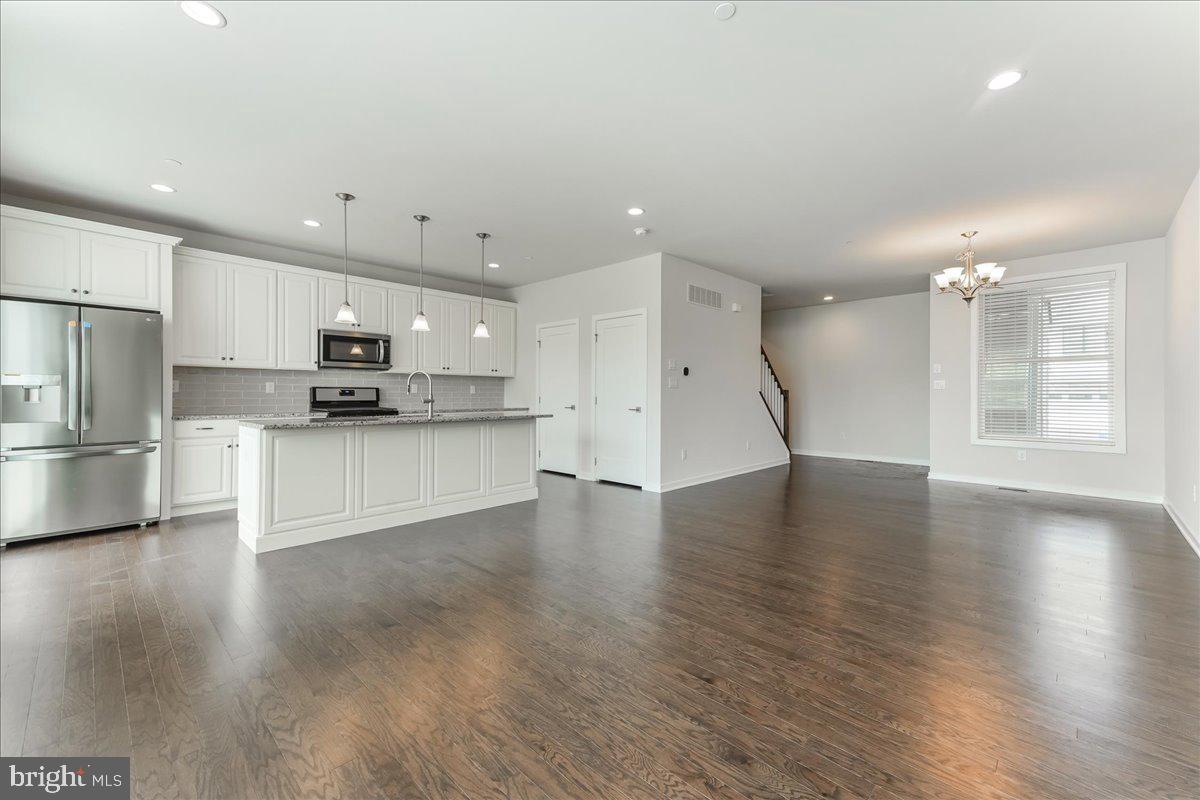 FRANKLIN STATION - Residential Lease