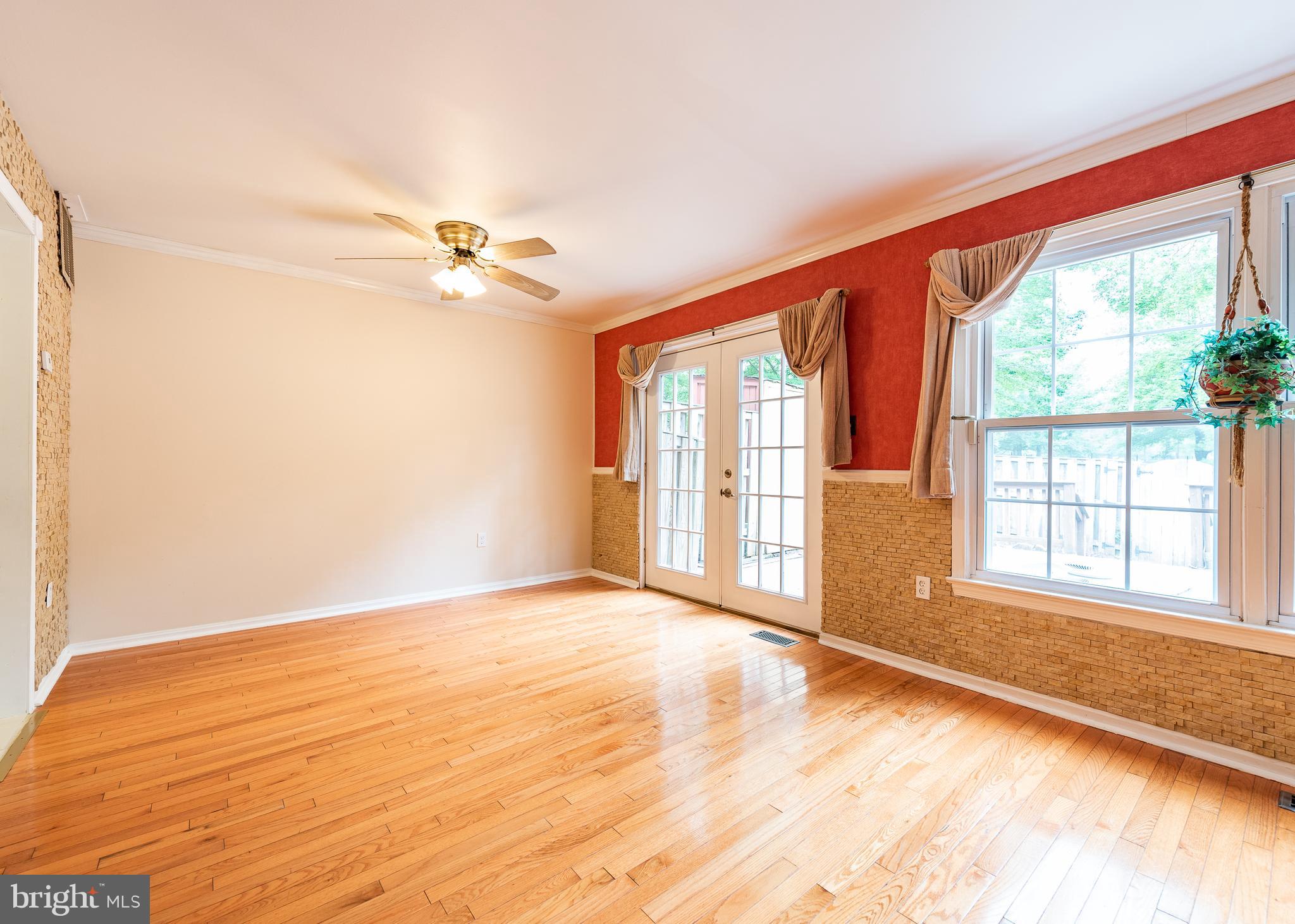 STRATHMORE - Residential