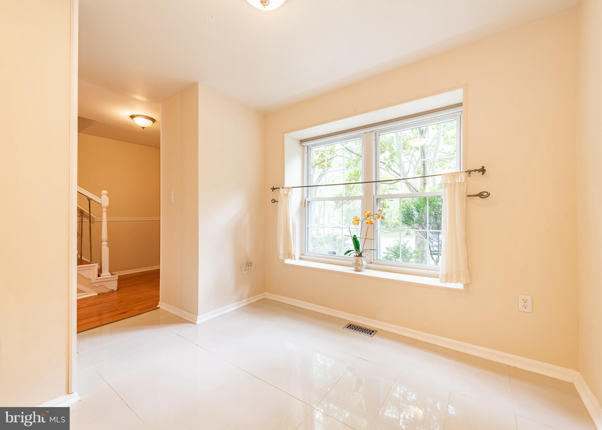 STRATHMORE - Residential