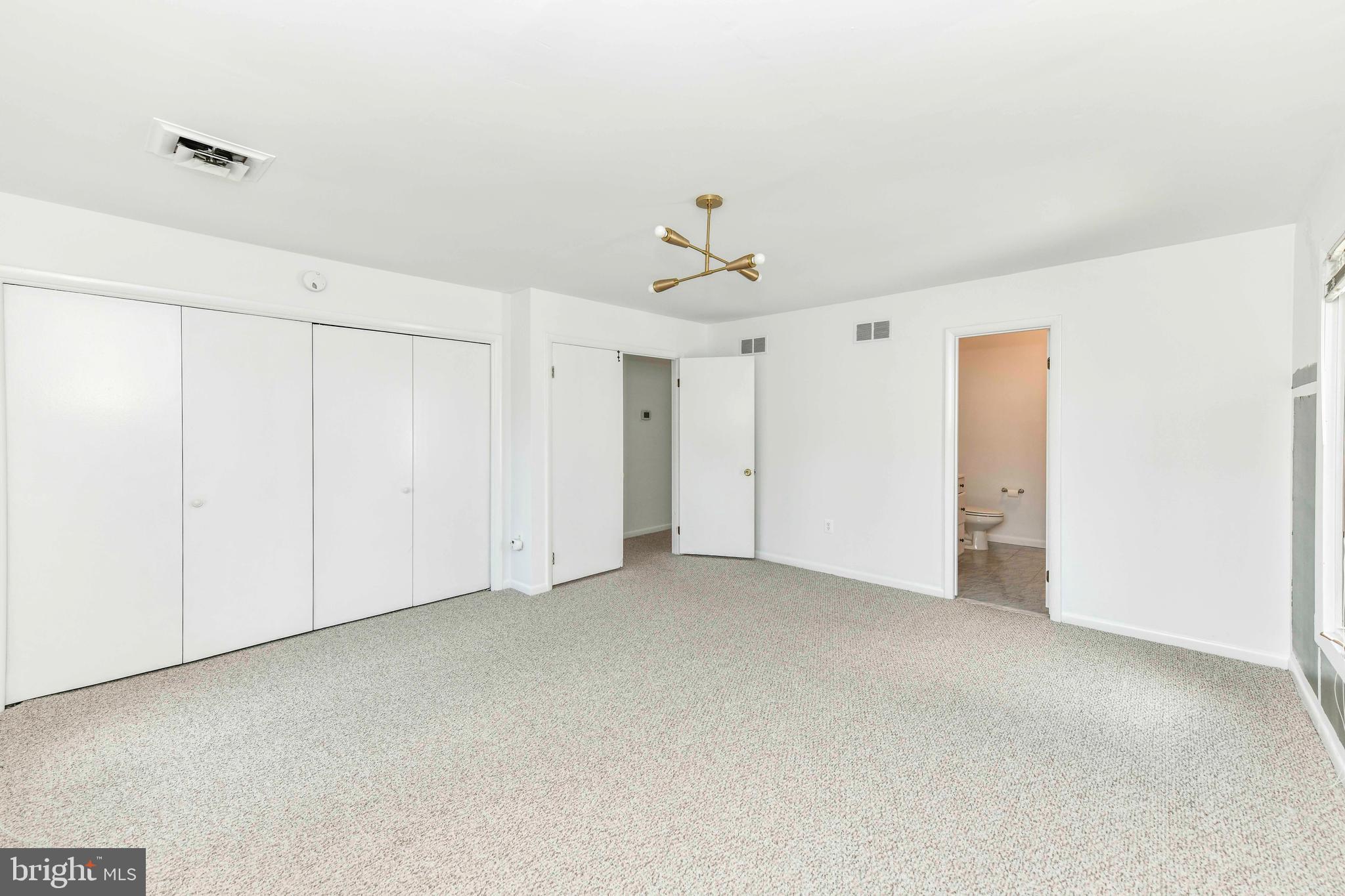 LYON PARK - Residential Lease