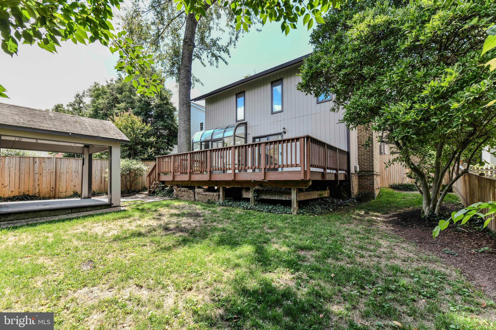 LYON PARK - Residential Lease