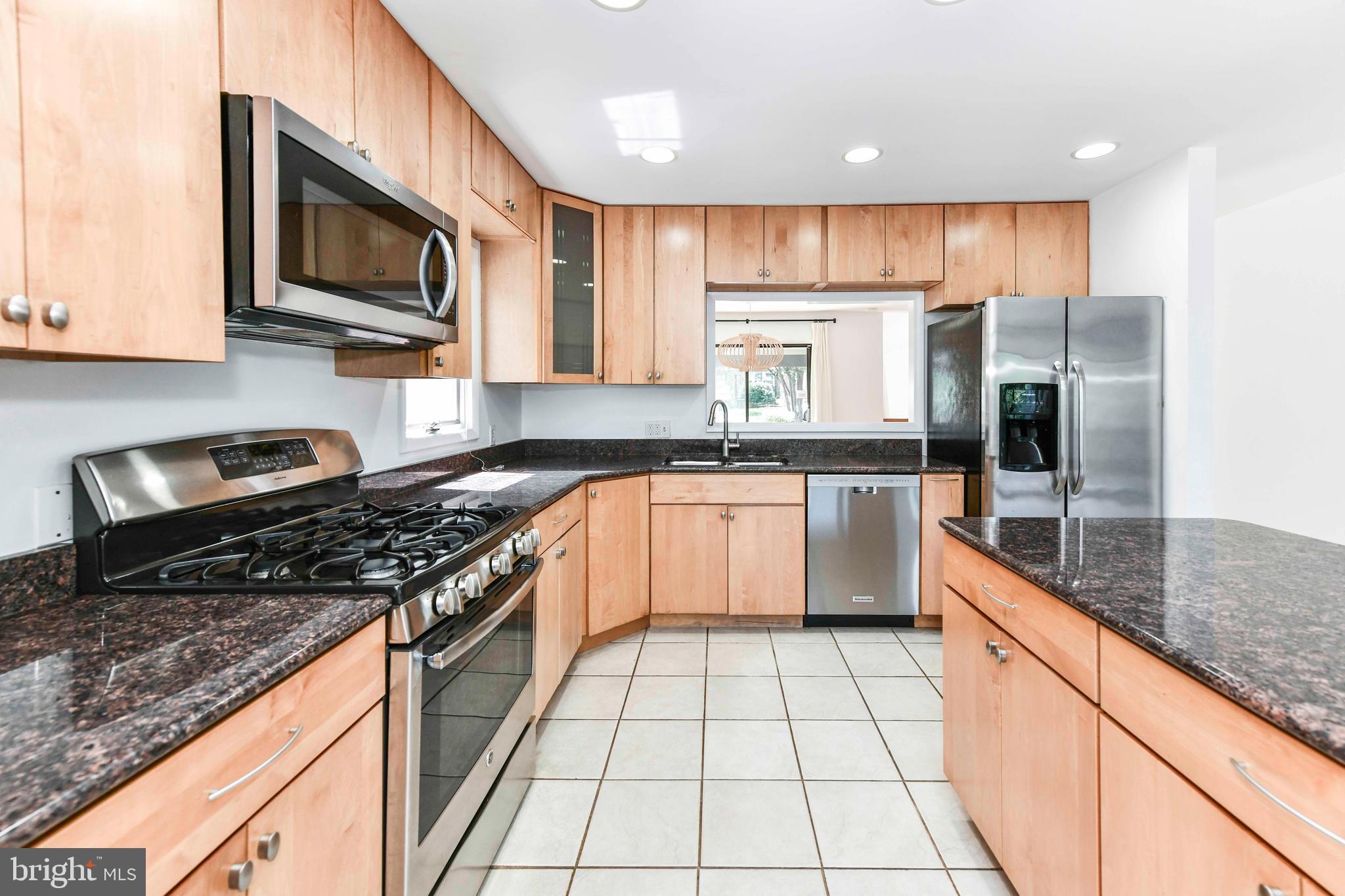 LYON PARK - Residential Lease