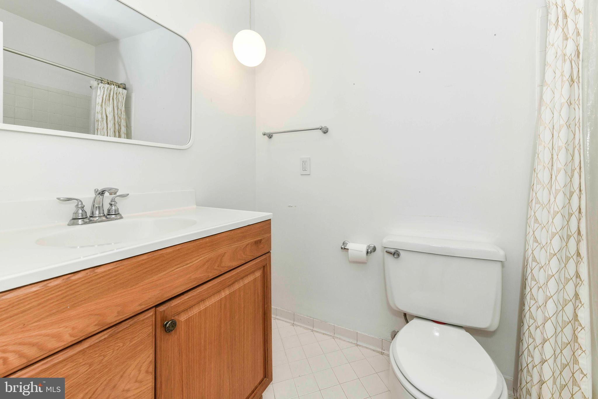 LYON PARK - Residential Lease