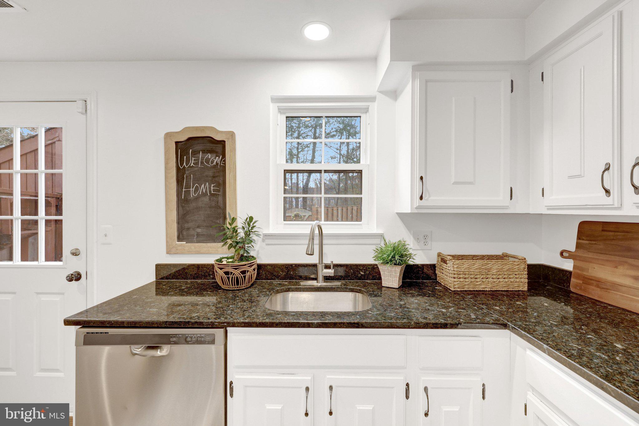 COUNTRYSIDE - Residential