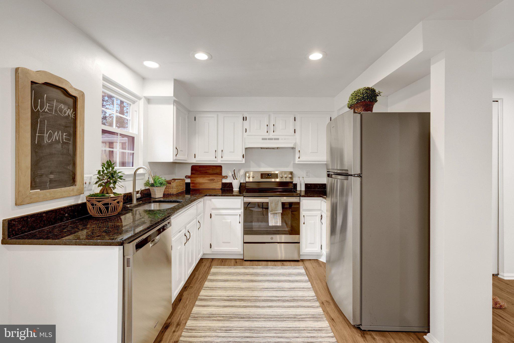 COUNTRYSIDE - Residential