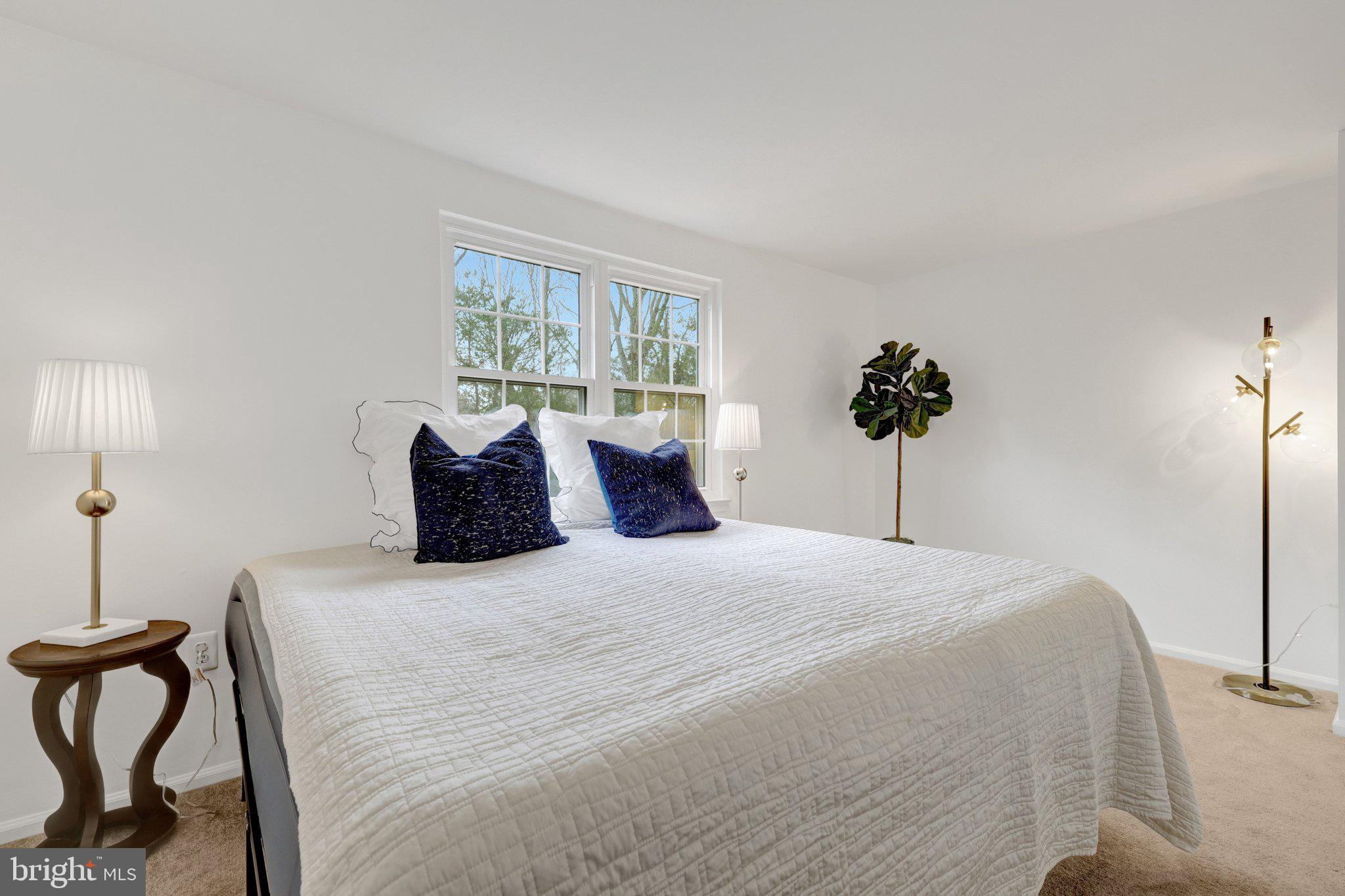 COUNTRYSIDE - Residential