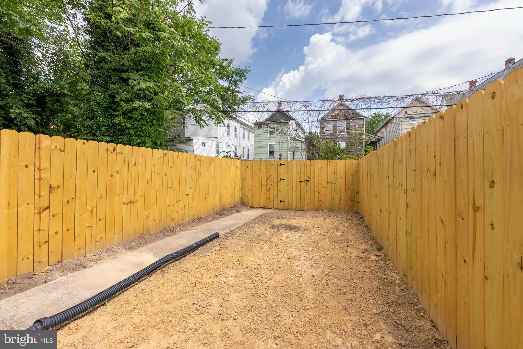 WAVERLY - Residential