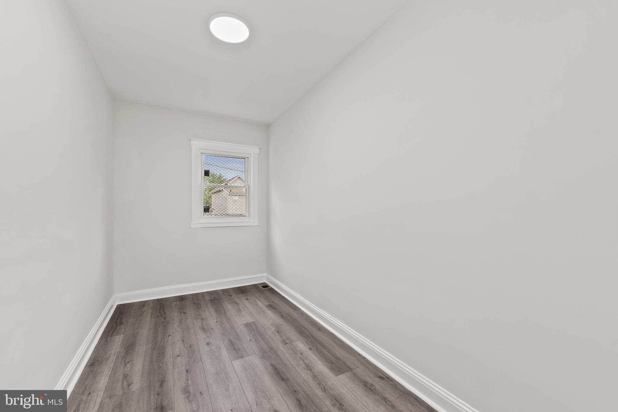 WAVERLY - Residential