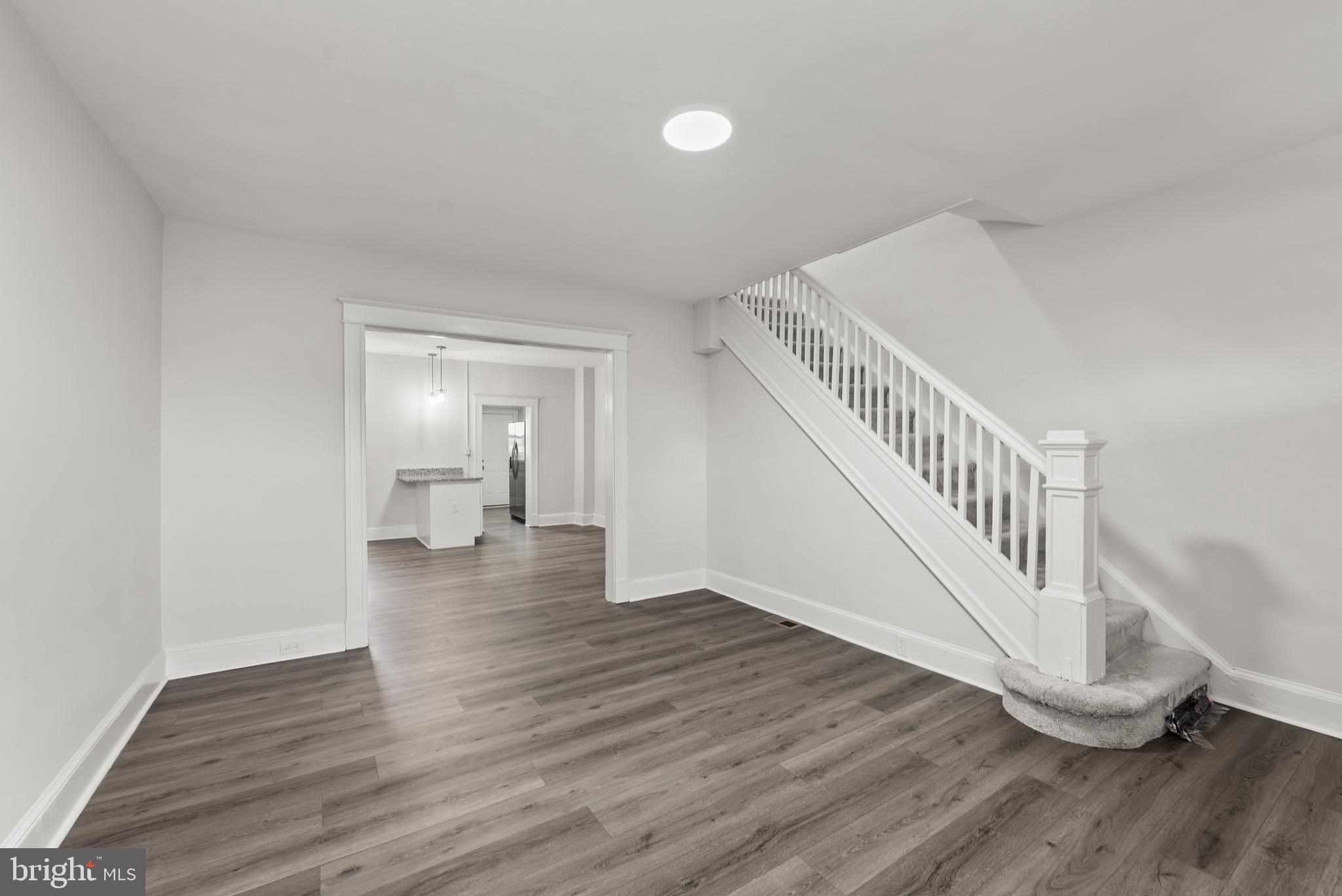 WAVERLY - Residential