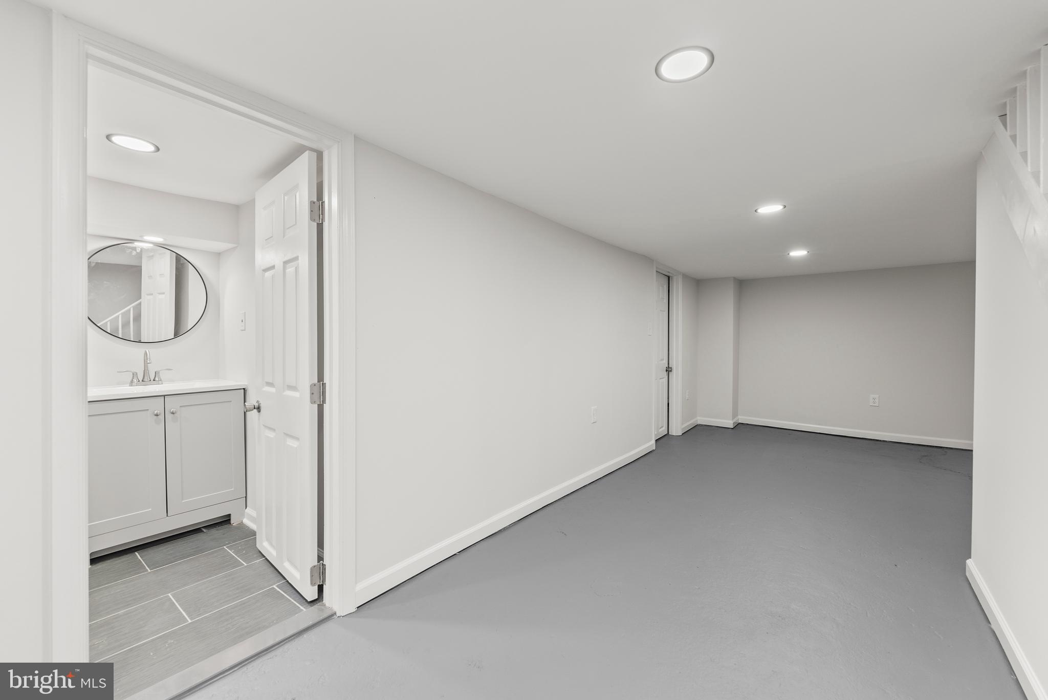 WAVERLY - Residential