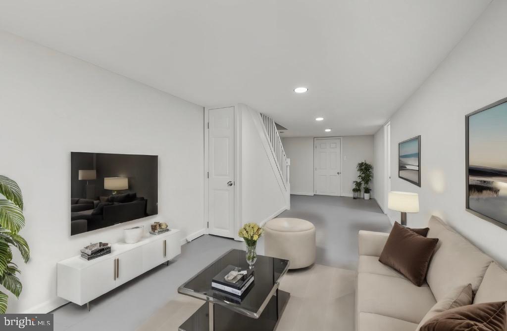 WAVERLY - Residential