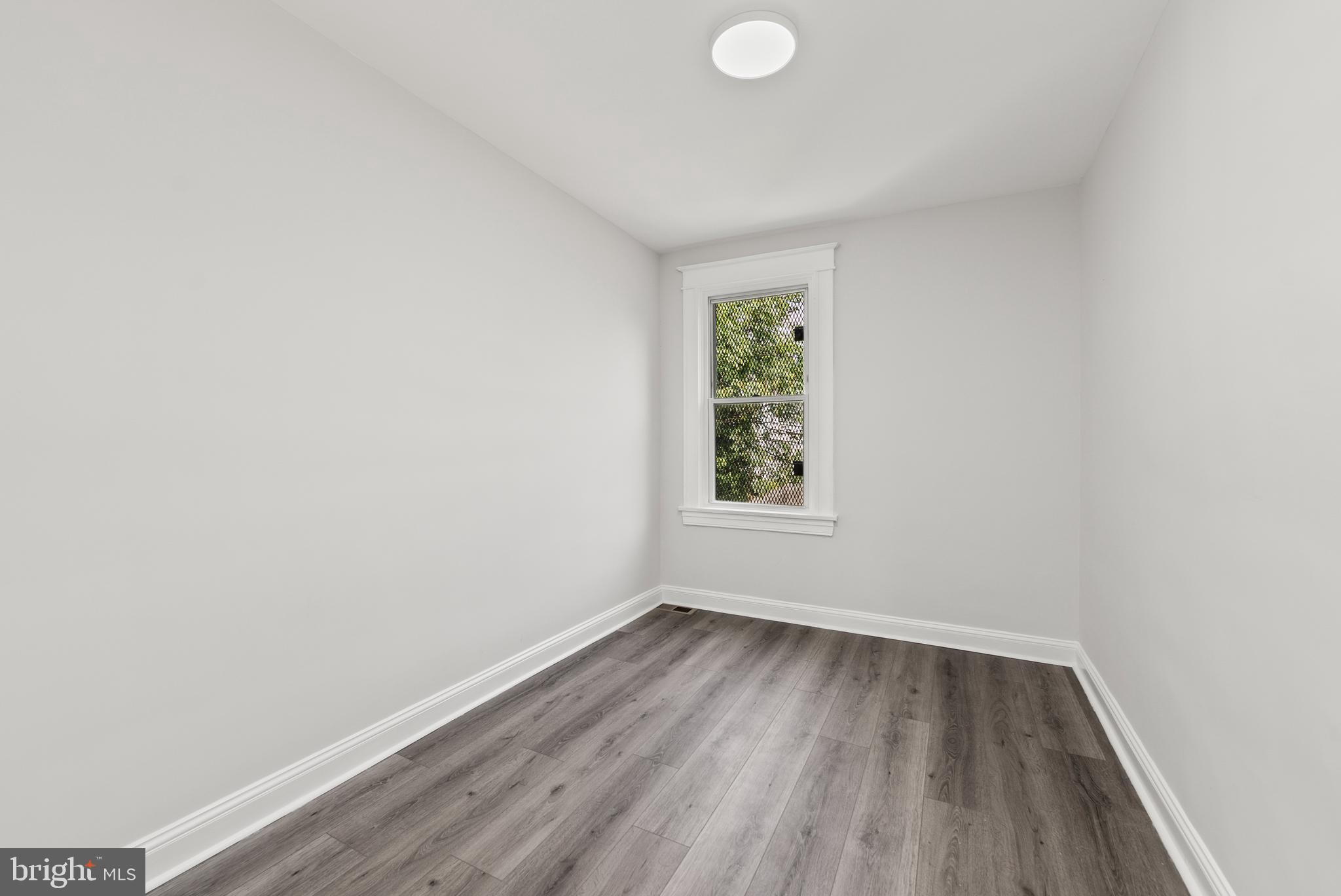 WAVERLY - Residential