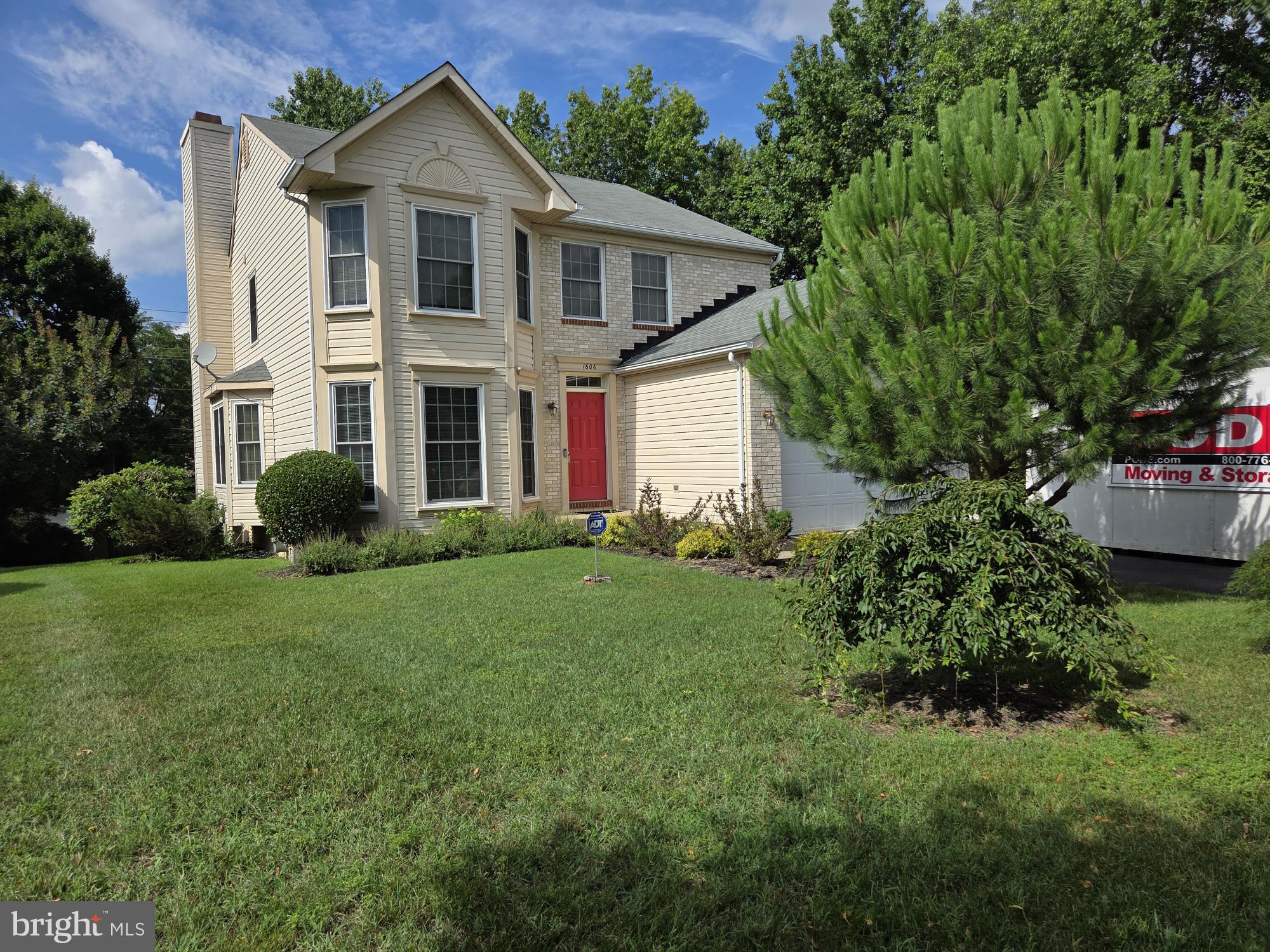 Back on the market!
PRICE REDUCTION!
CHAIR RAILING REMOVED!
A Must-See Home in Quail Run!
This beautifully maintained home is a true gem, featuring stainless steel kitchen appliances, a cozy eat-in area, and a stylish breakfast bar. Natural light pours into the thoughtfully designed living room, creating a warm and inviting atmosphere. The main level also offers a separate dining room and a versatile sitting area or home office. Gleaming hardwood floors complement the freshly painted walls, while a convenient half bath enhances functionality. Step outside to a charming deck—perfect for family gatherings or intimate evenings under the stars.
Upstairs, you'll find three spacious bedrooms, including a primary suite with a full bath, plus a hall bathroom and a dedicated laundry area for added convenience. The finished lower level is designed for entertainment, featuring a mini wet bar, space for music and games, and a cozy nook for movie nights. A possible fourth bedroom and an additional full bath complete this versatile space, along with ample storage.
Additional perks include a two-car garage and a driveway that accommodates two extra parking spaces.
All new windows installed 2021; Water Heater 2025; and Furnave within past 5 yrs.